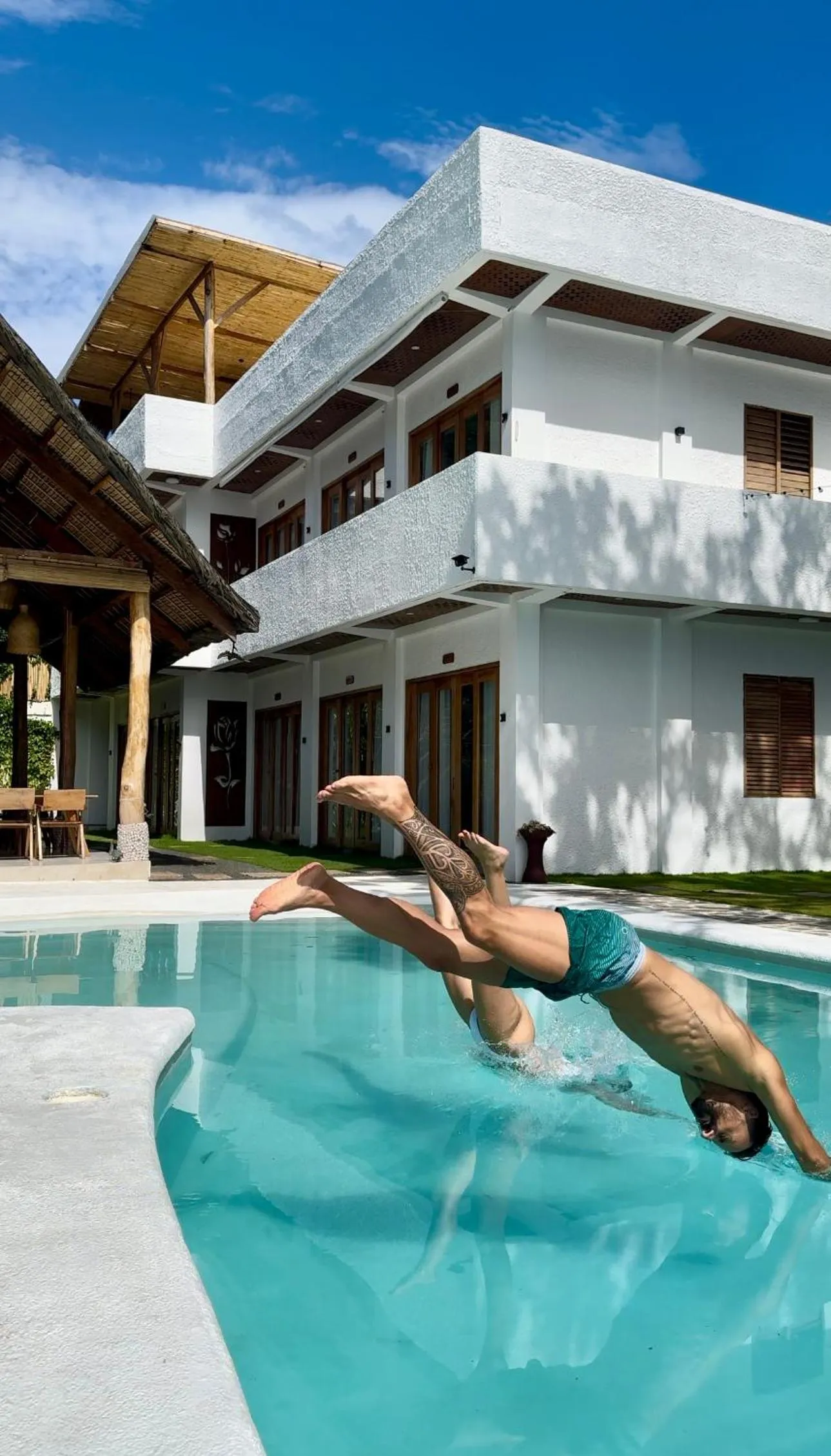 Swimming pool in E-Fun Dive Resort