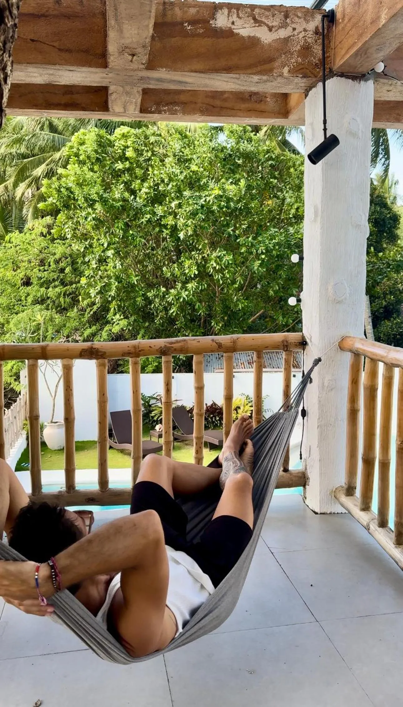 Property building in E-Fun Dive Resort