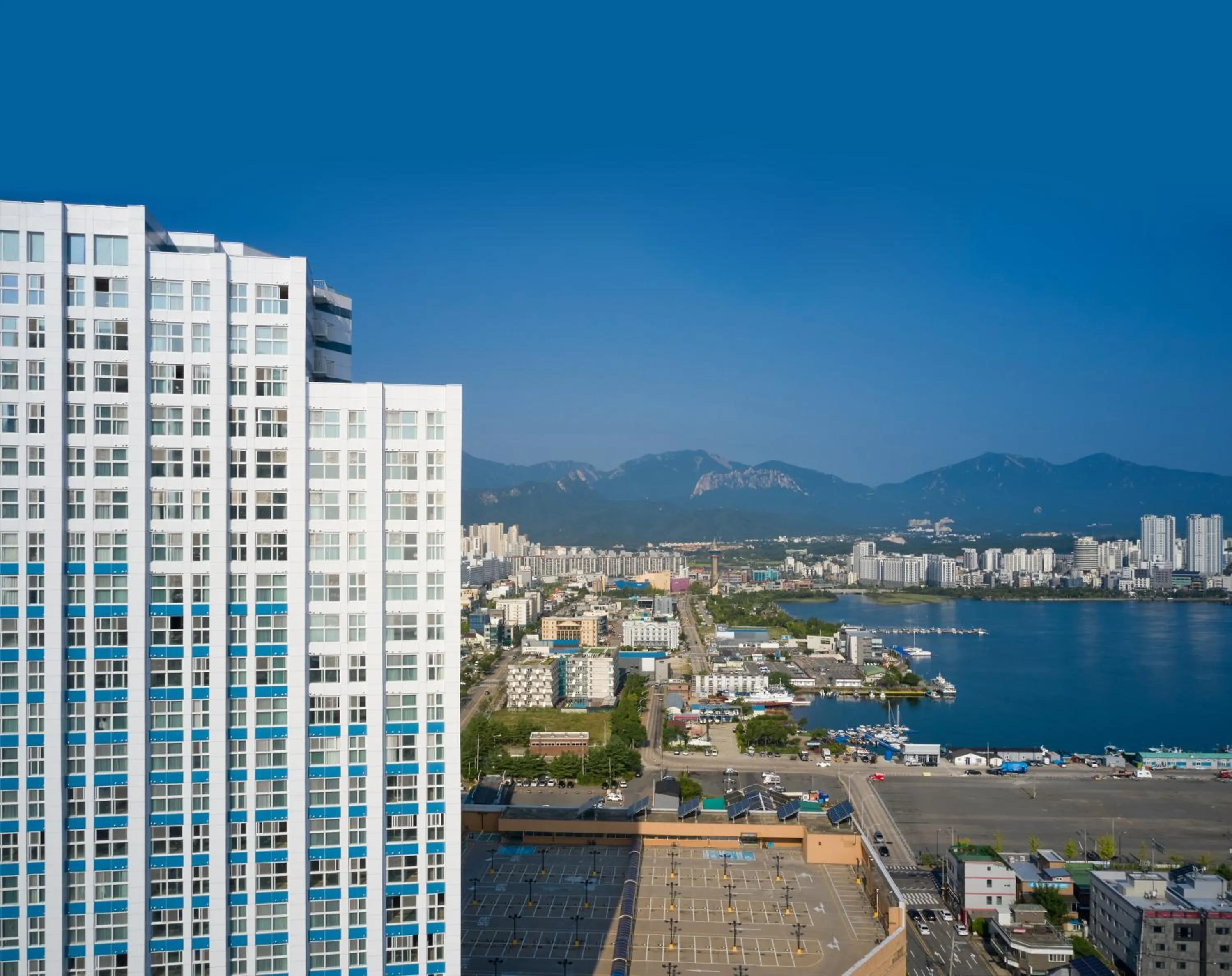 Property building in The Hotel Sokcho