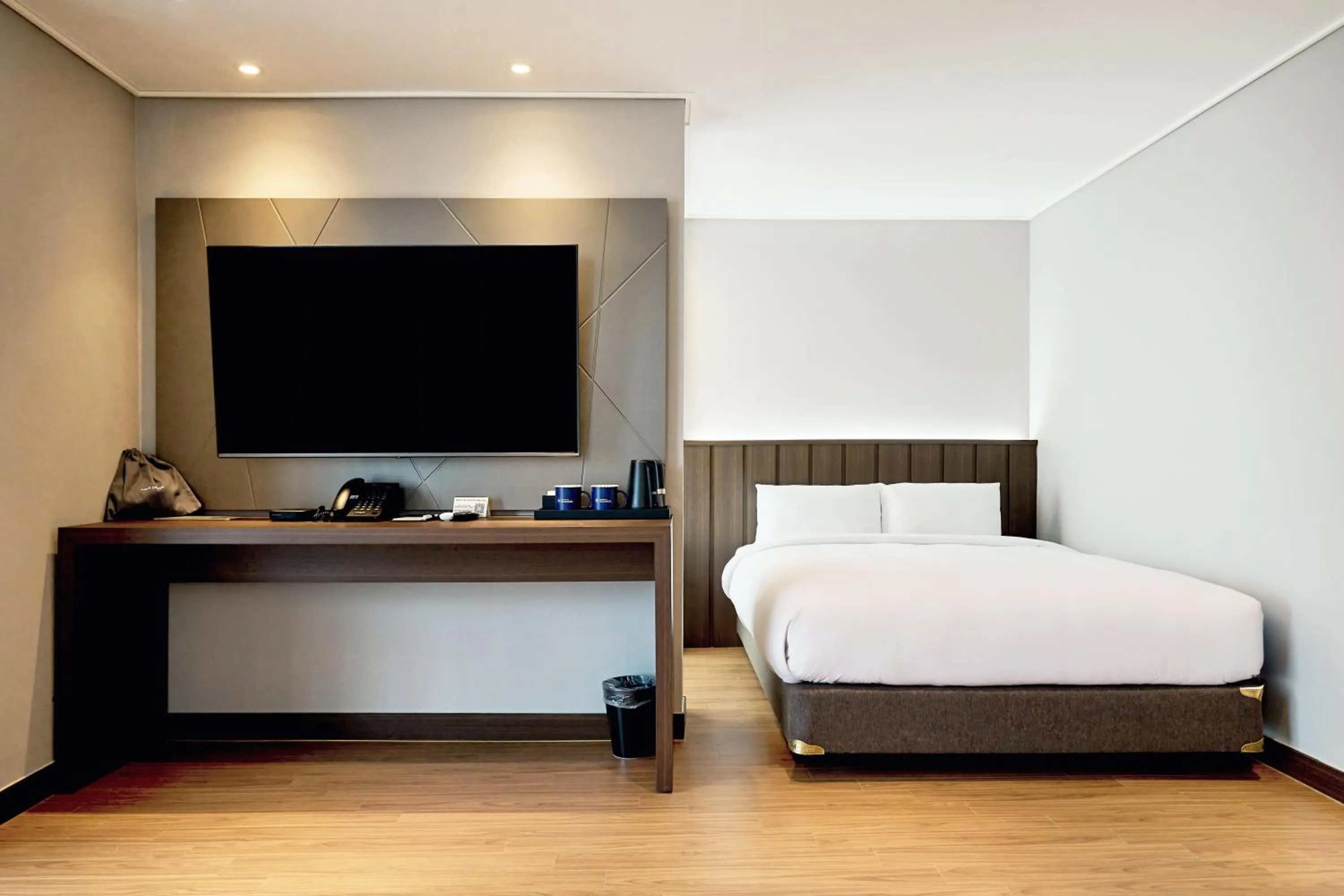 Bed in The Hotel Sokcho