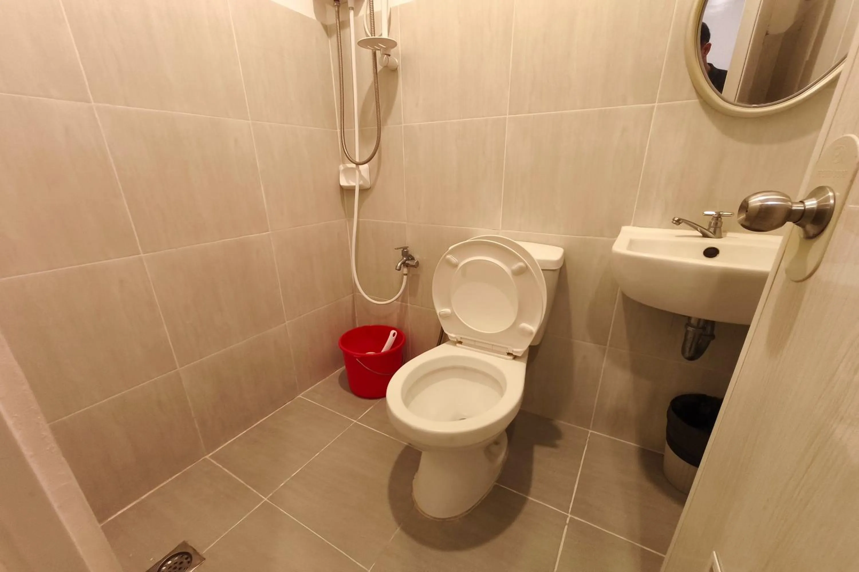 Bathroom in Ecoland 88 Apartelle and Suite near SM Davao