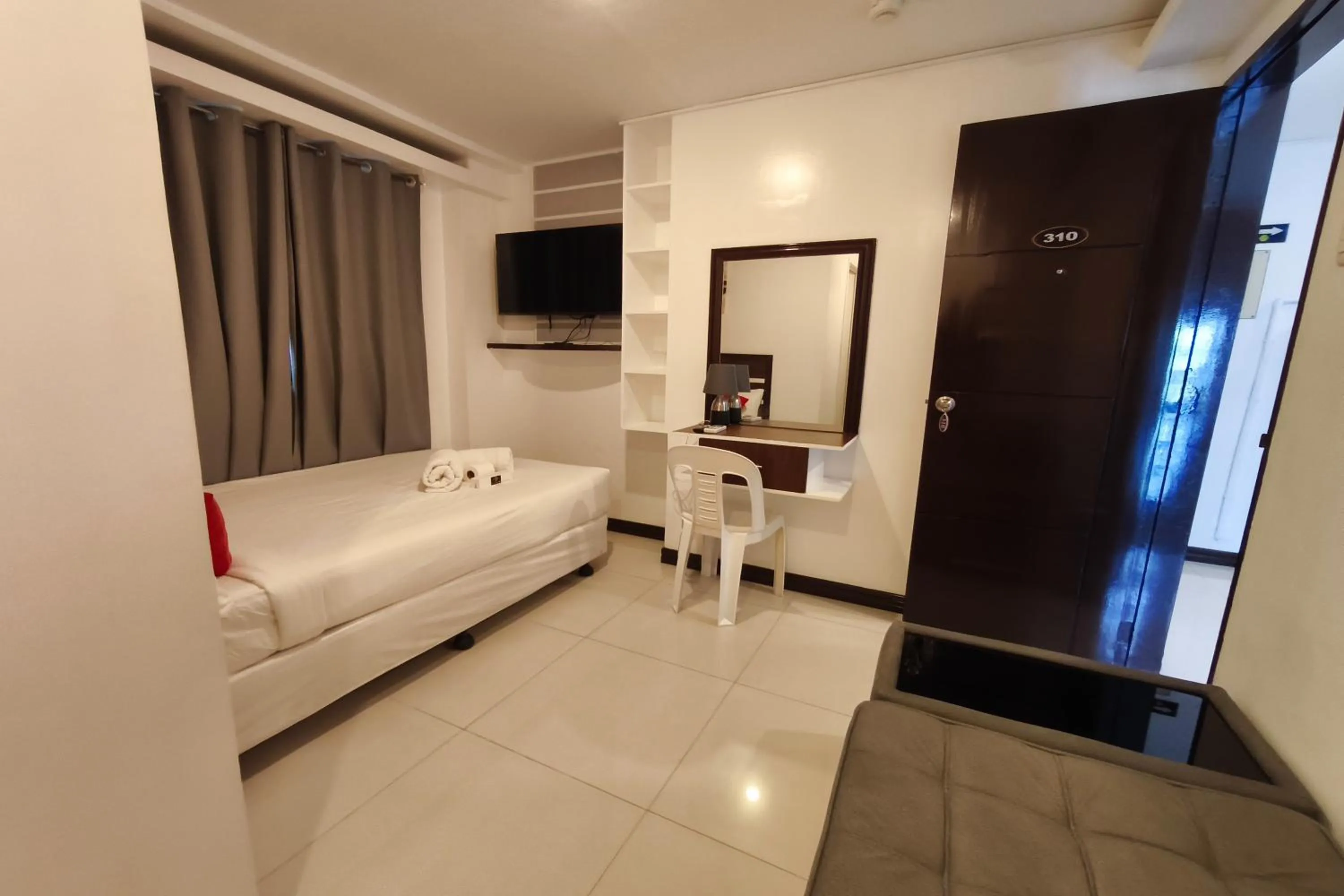 Bedroom, Bed in Ecoland 88 Apartelle and Suite near SM Davao