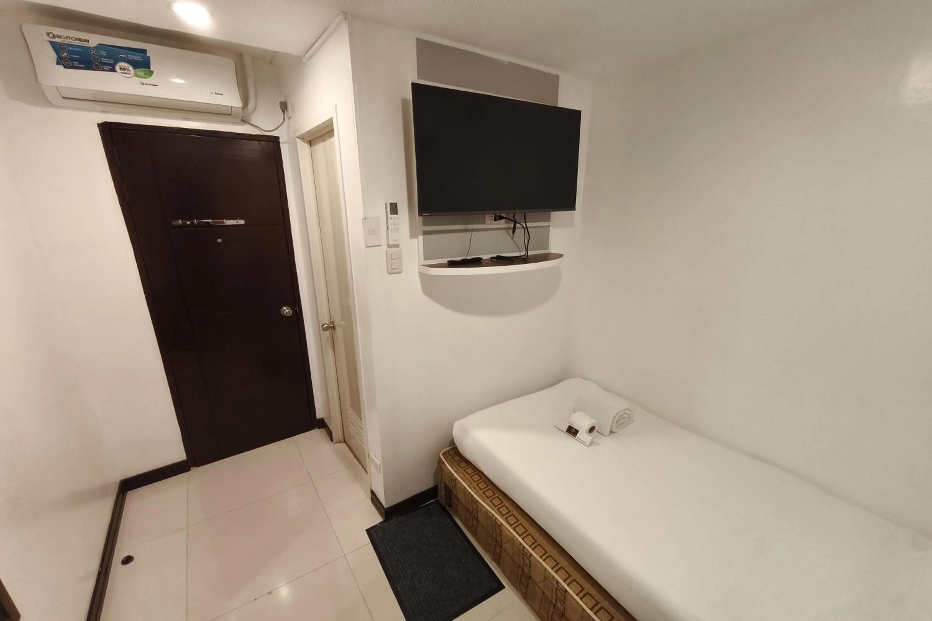 Bedroom, Bed in Ecoland 88 Apartelle and Suite near SM Davao