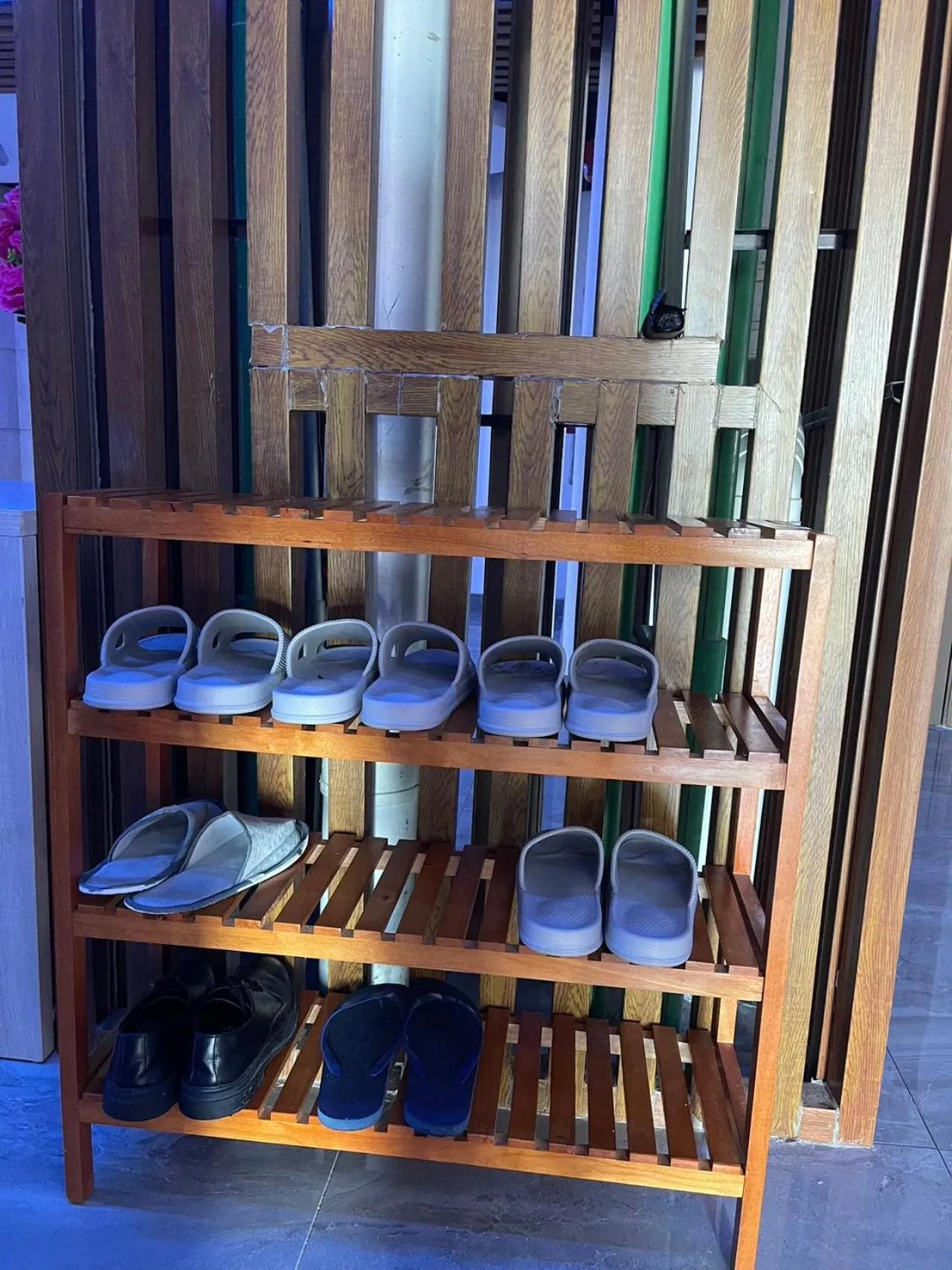 Bathroom in Jianpuke Space Capsule Backpacker Hostel