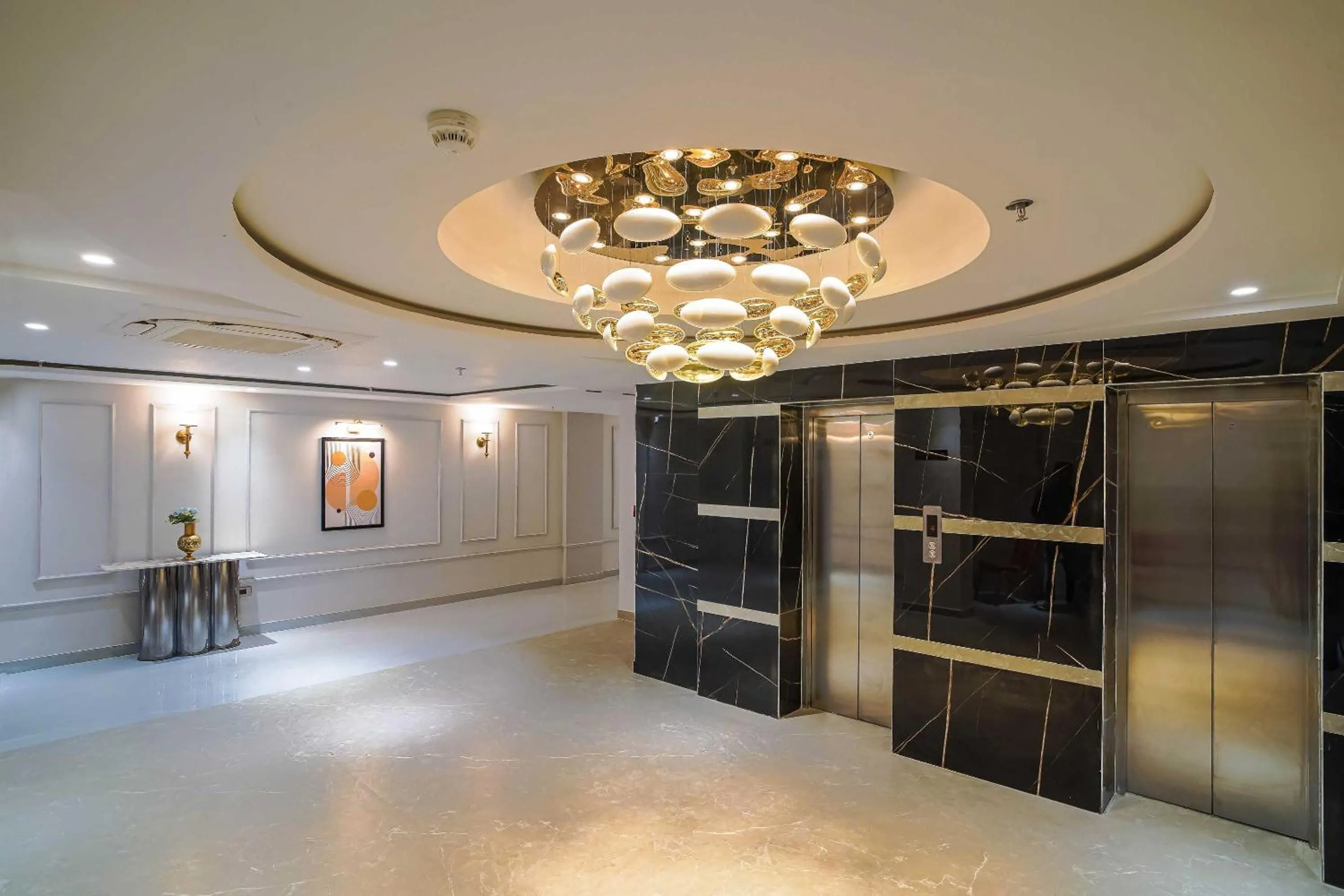 Lobby or reception in Clubhouse Hotel by CheckIn Chandigarh Mohali