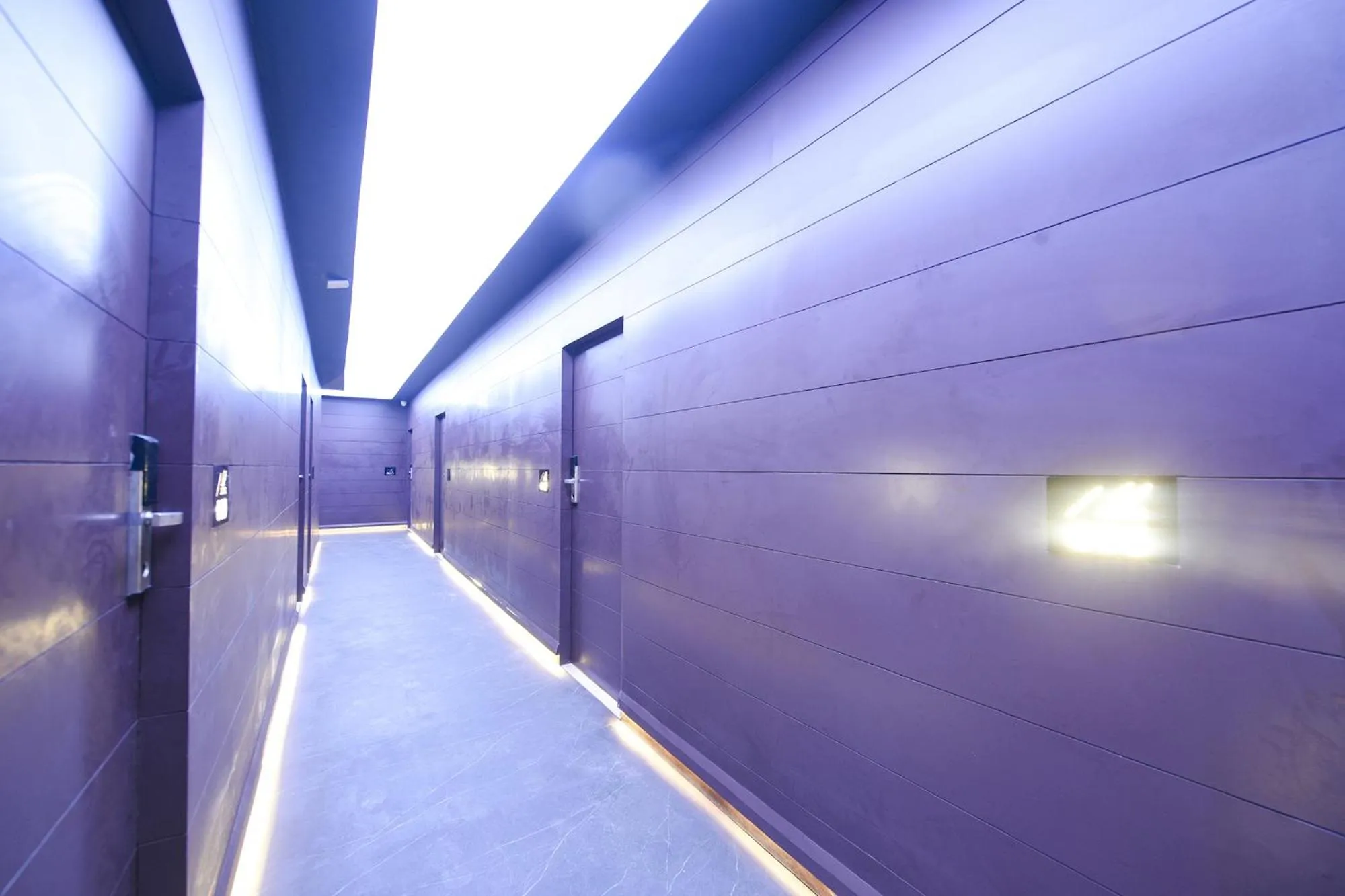 Lobby or reception in FabHotel Prime Elegance Suites