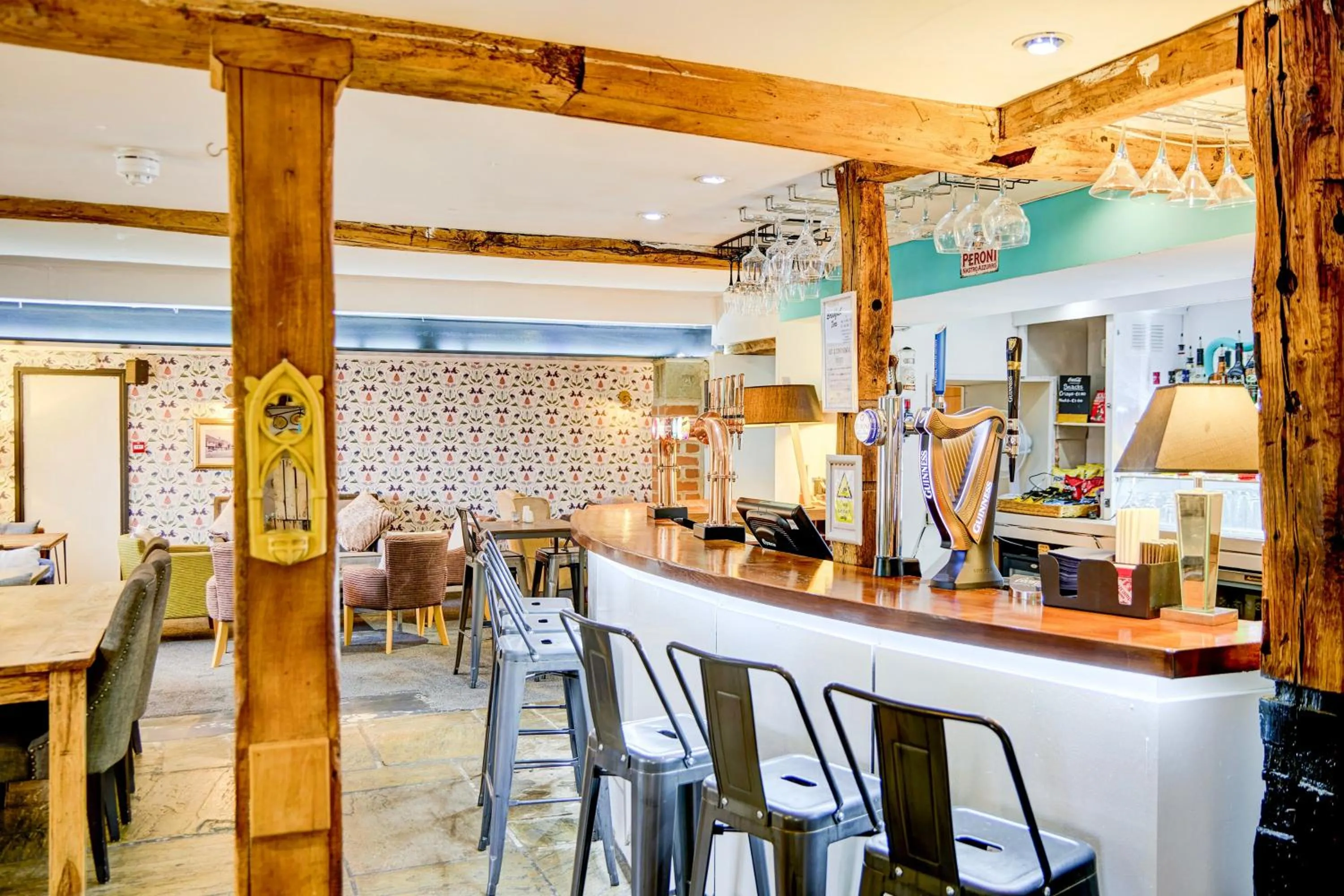 Lobby or reception in Warwickshire Park Hotel Kenilworth by Belvilla