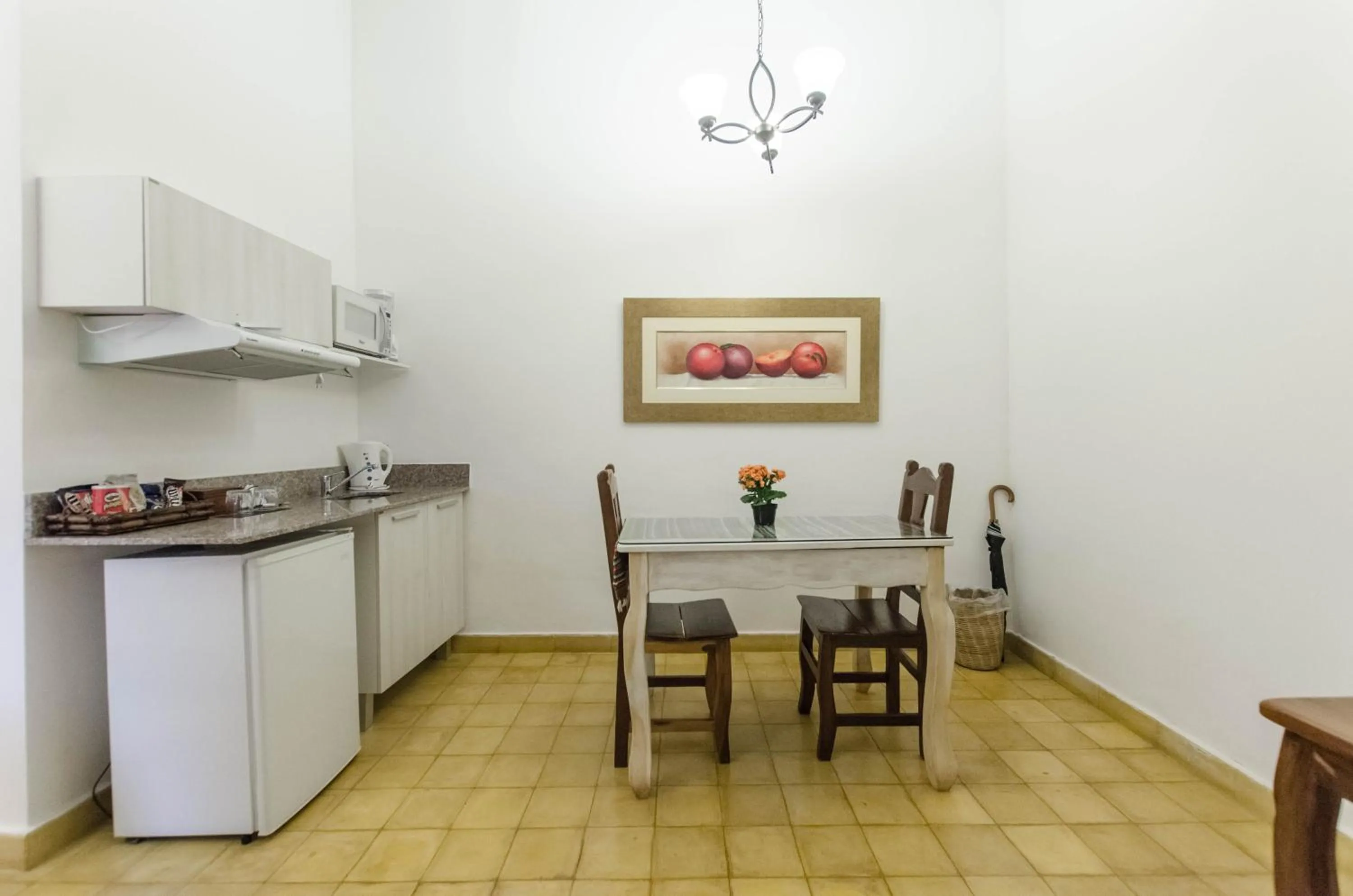Kitchen or kitchenette in La Casona Hotel Boutique