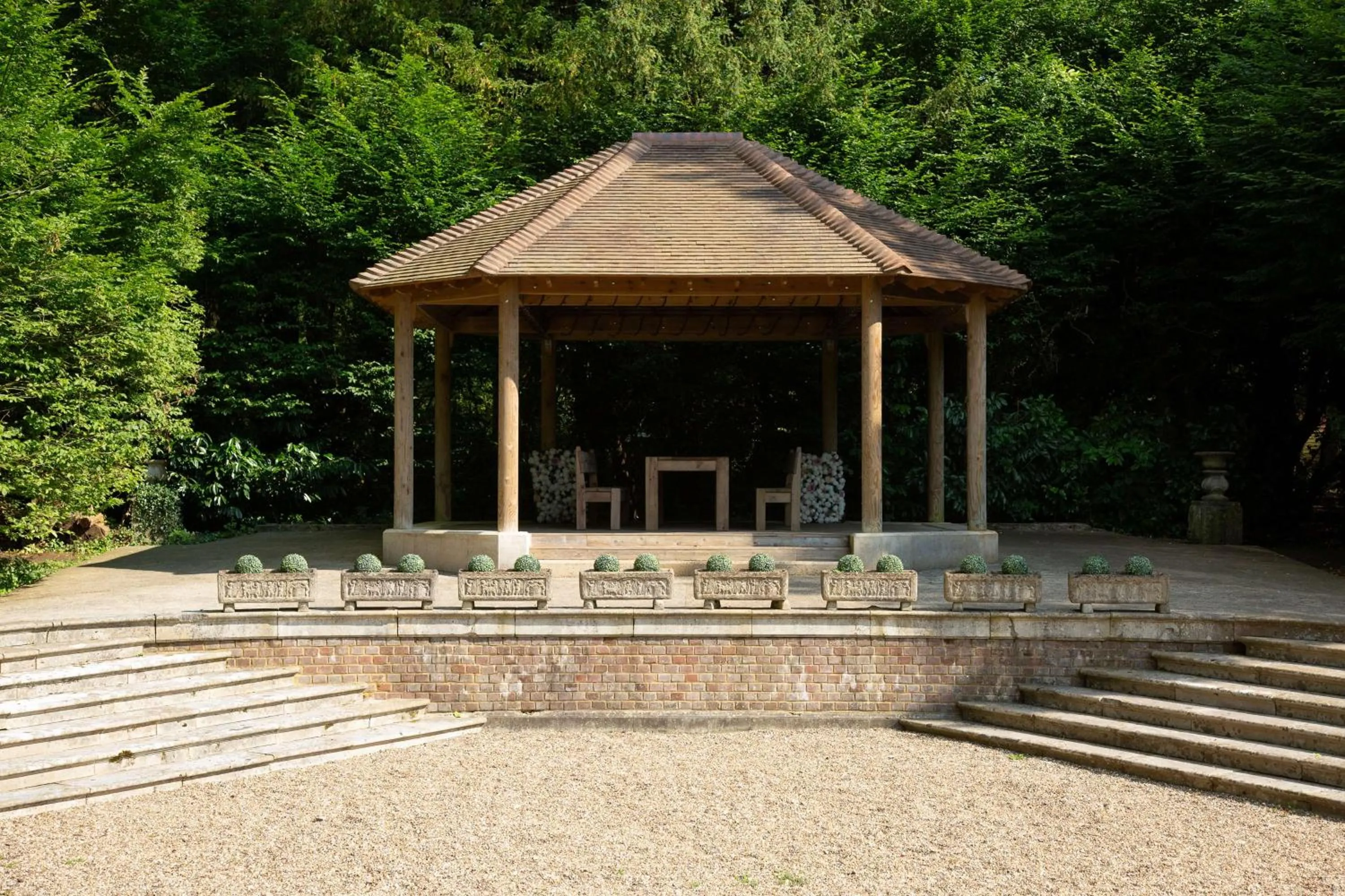 wedding in Stanhill Court Hotel, a member of Radisson Individuals