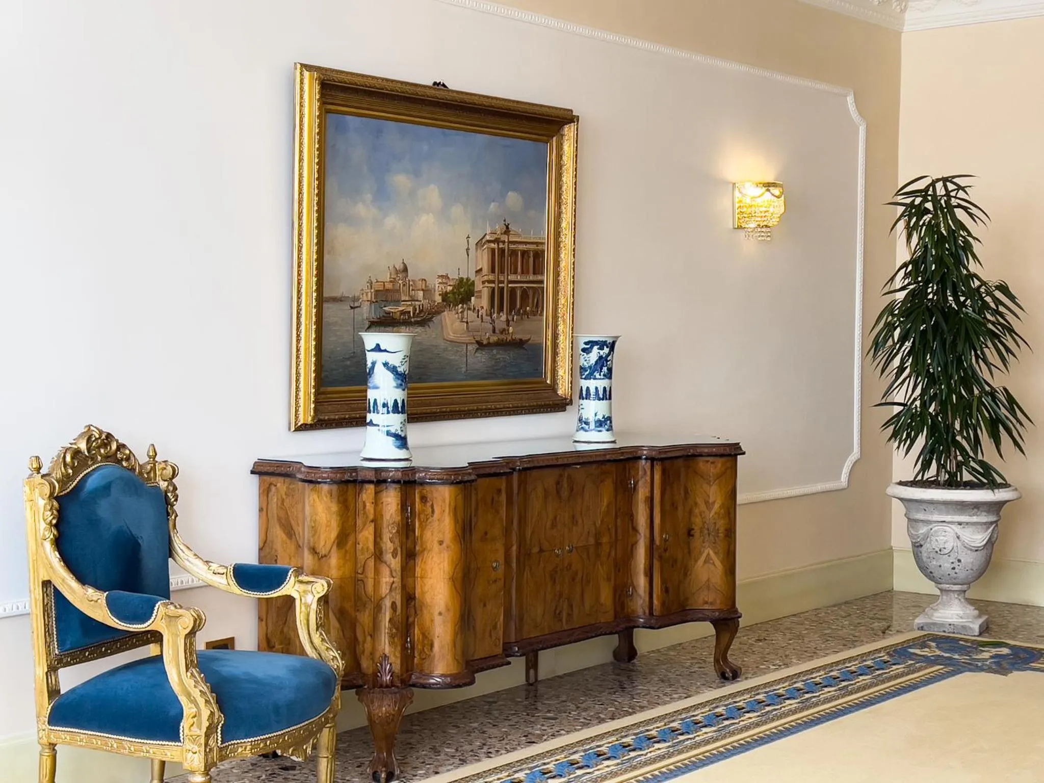 furniture in Hotel Ai Cavalieri di Venezia