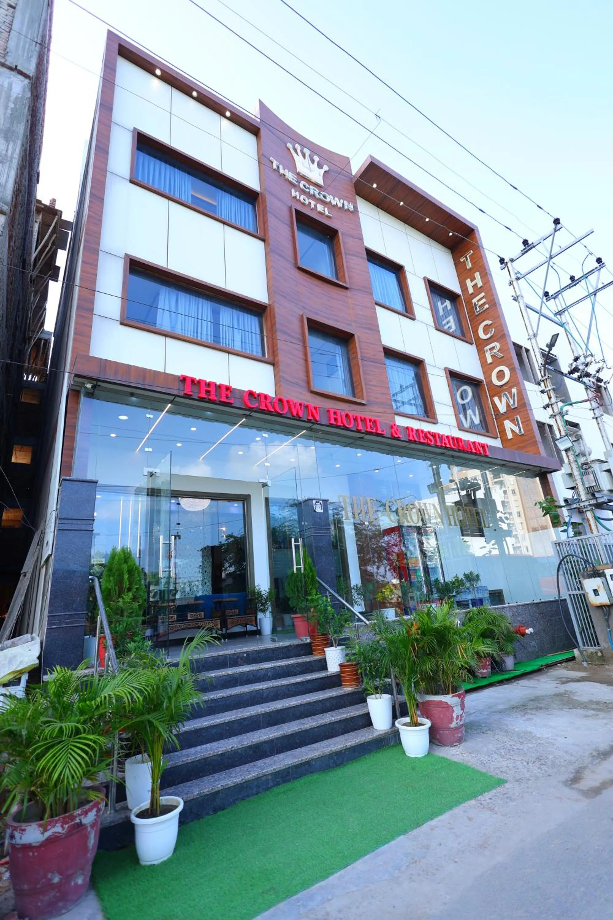 Property building in The Crown Hotel Agra near Taj Mahal & Restaurant