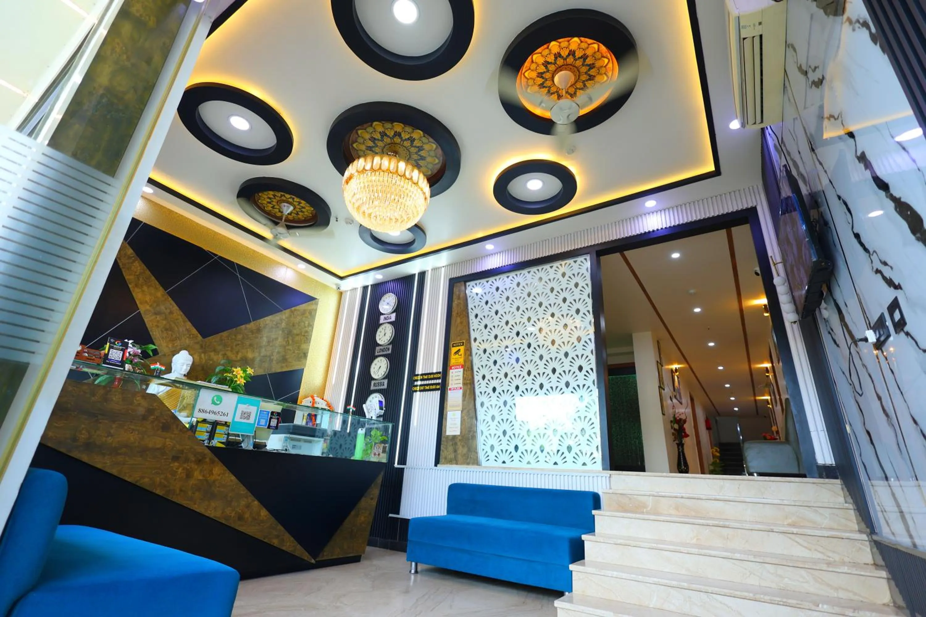 Lobby or reception in The Crown Hotel Agra near Taj Mahal & Restaurant