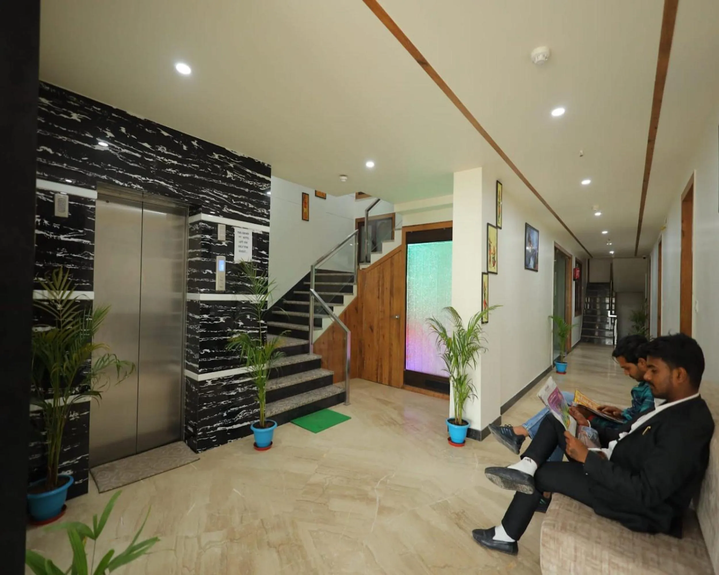 People in The Crown Hotel Agra near Taj Mahal & Restaurant