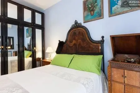 Property building, Bed in B&B all'ombra del Vaticano