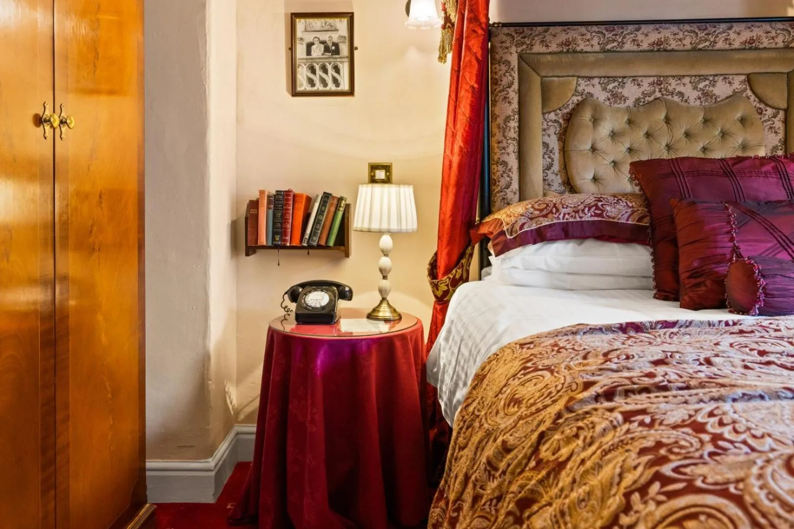 Bed in Two Bridges Hotel