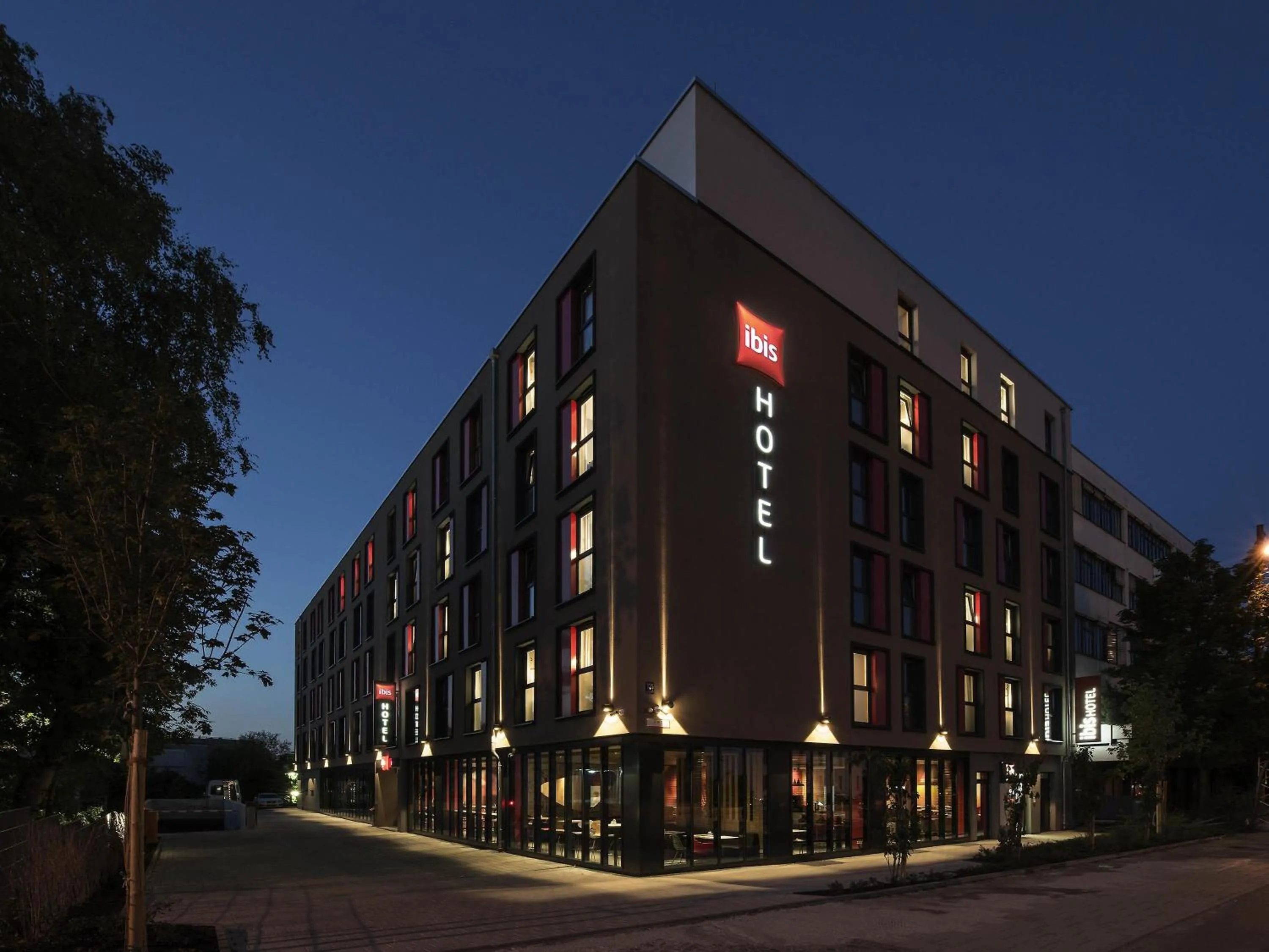 Property building in Ibis Muenchen City Ost