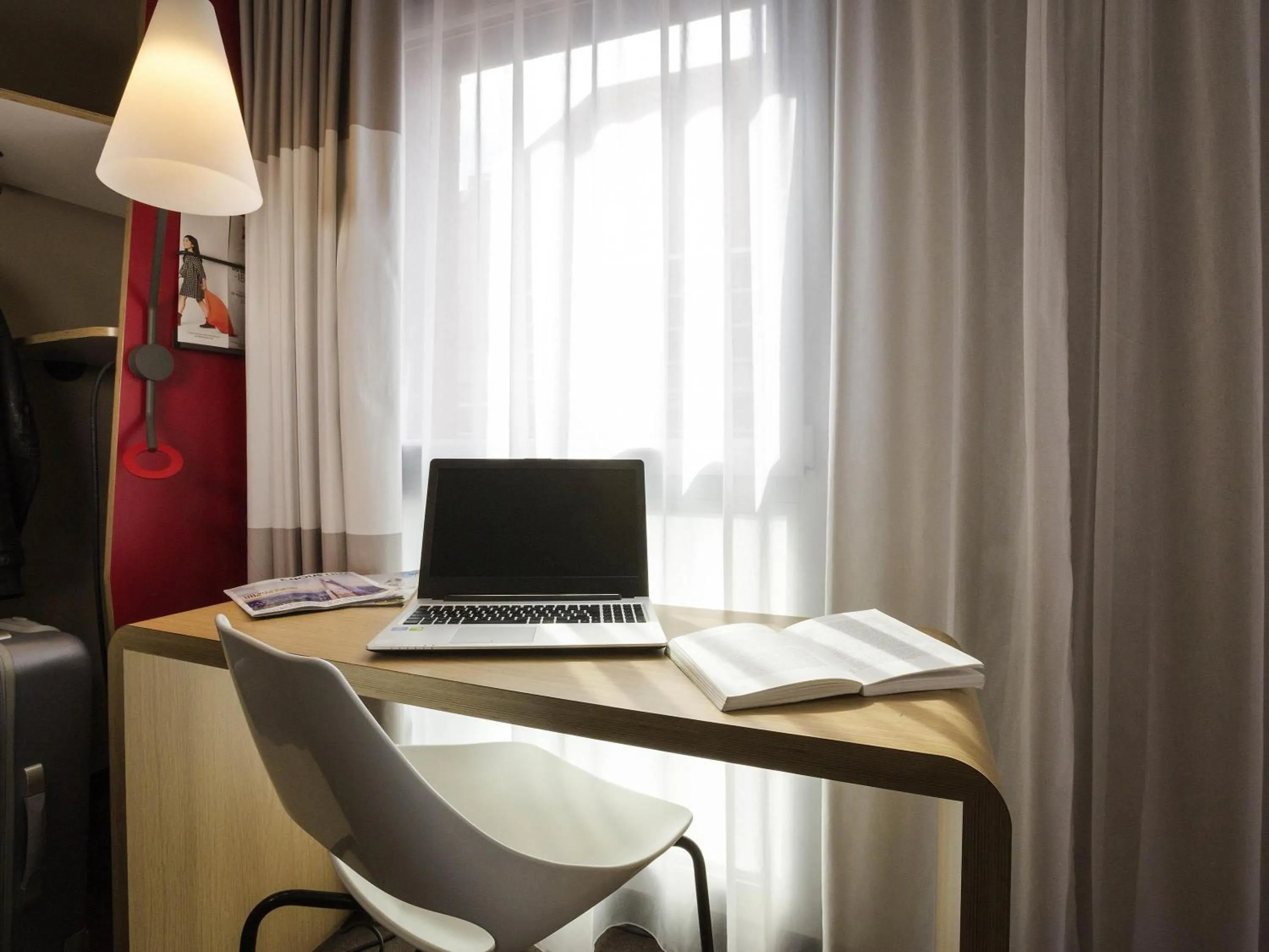 Bedroom in ibis Lille Centre Grand Palais