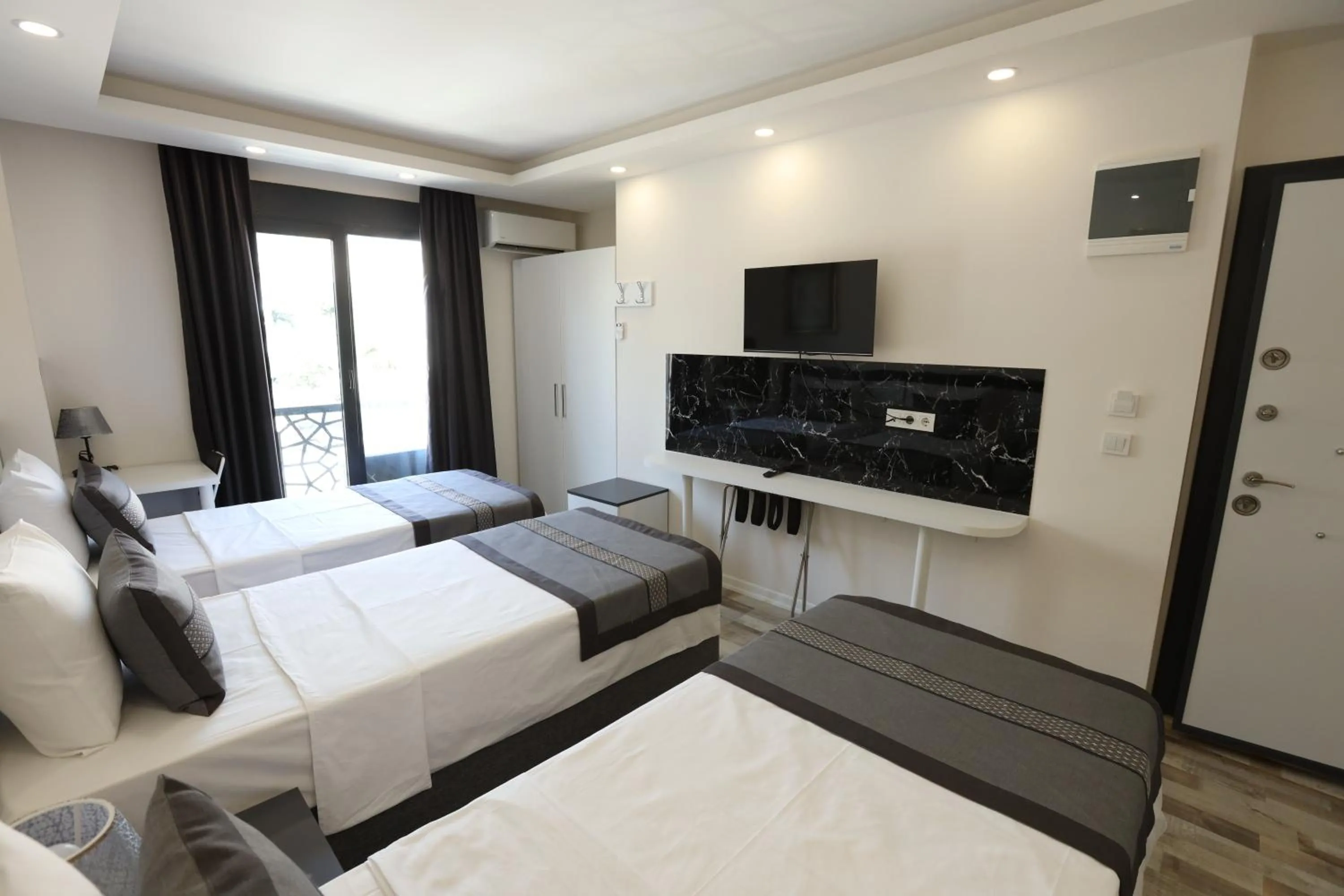 Bed in Askadar Çatı Otel