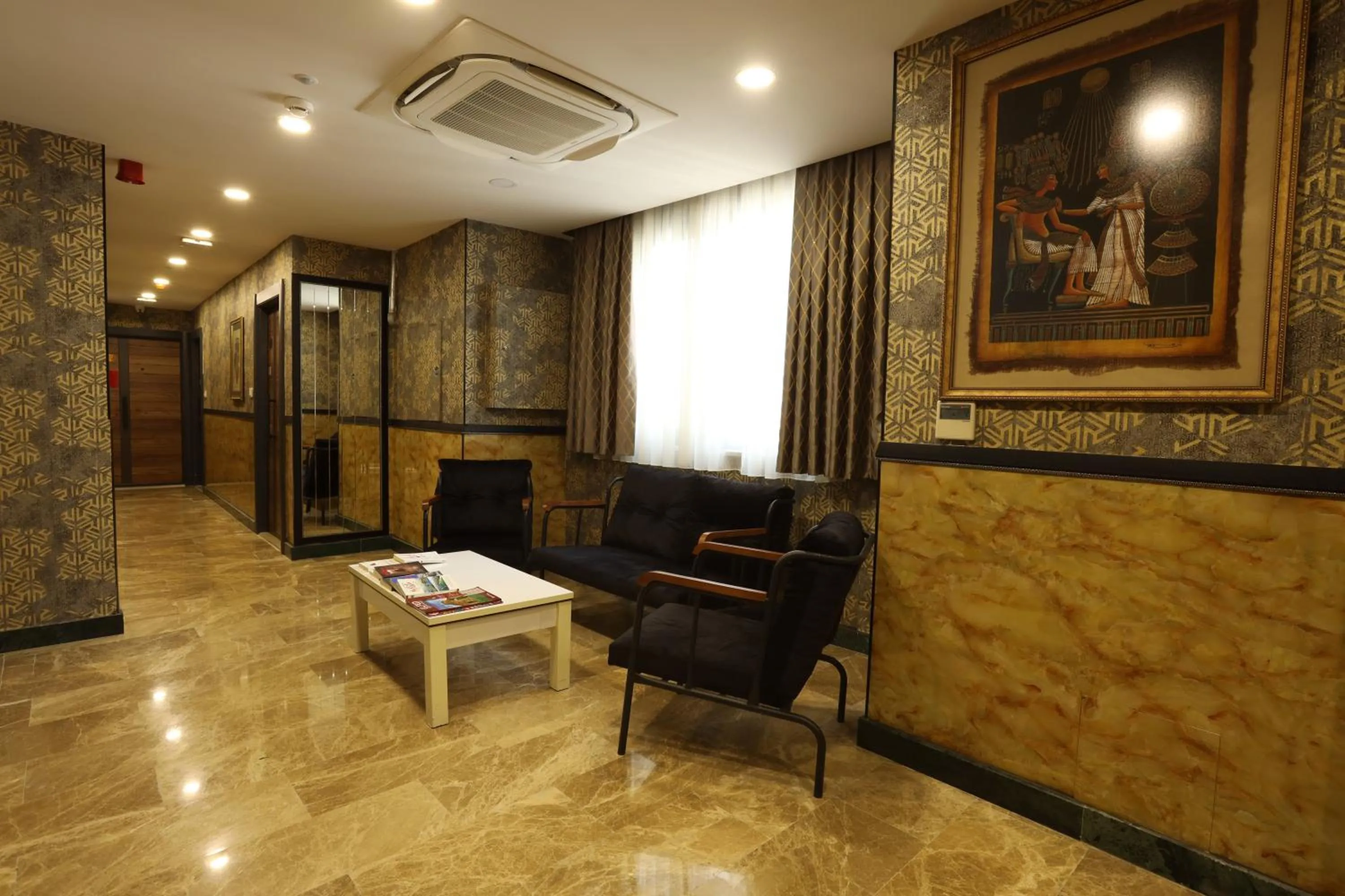 Seating area in Askadar Çatı Otel