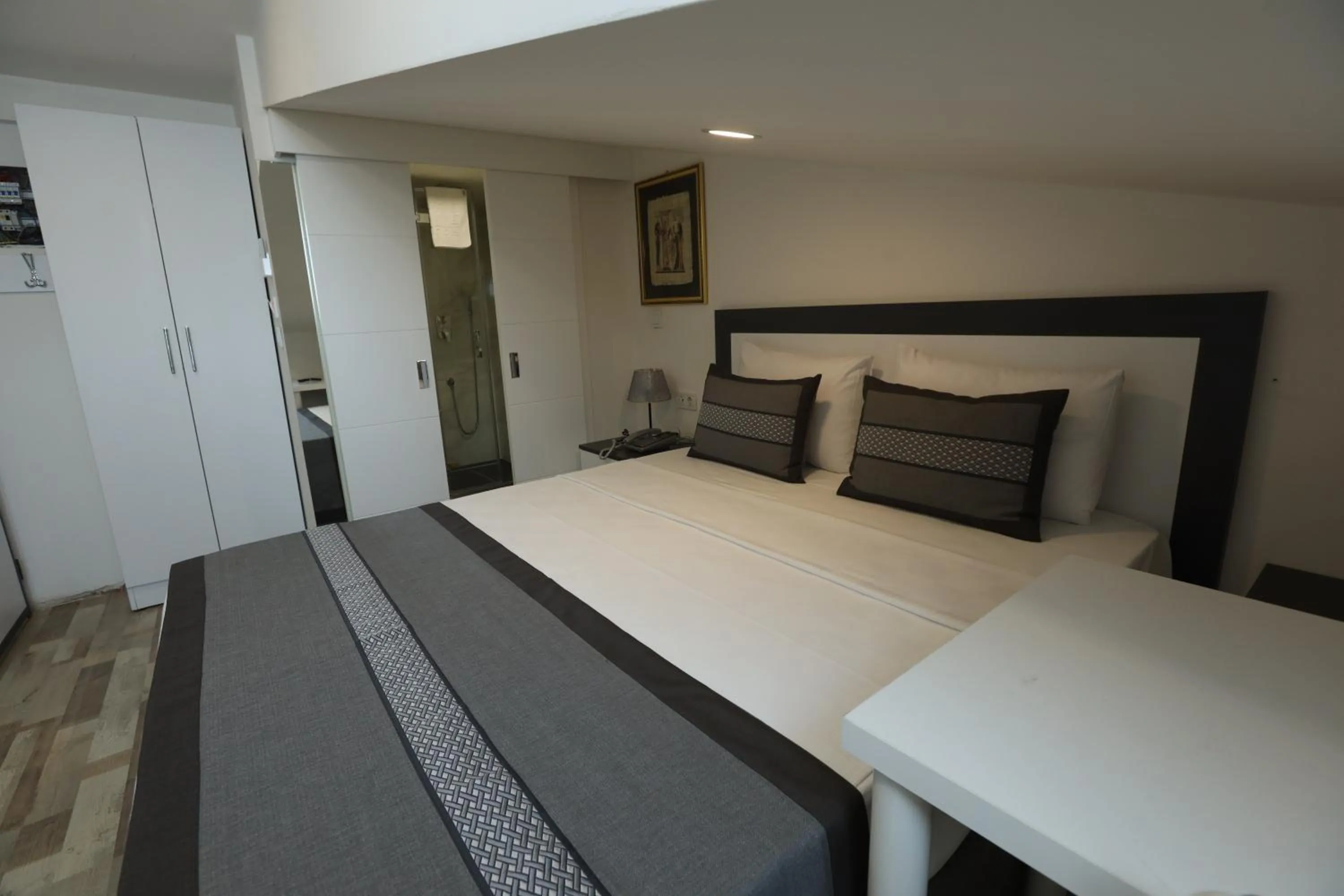 Bed in Askadar Çatı Otel