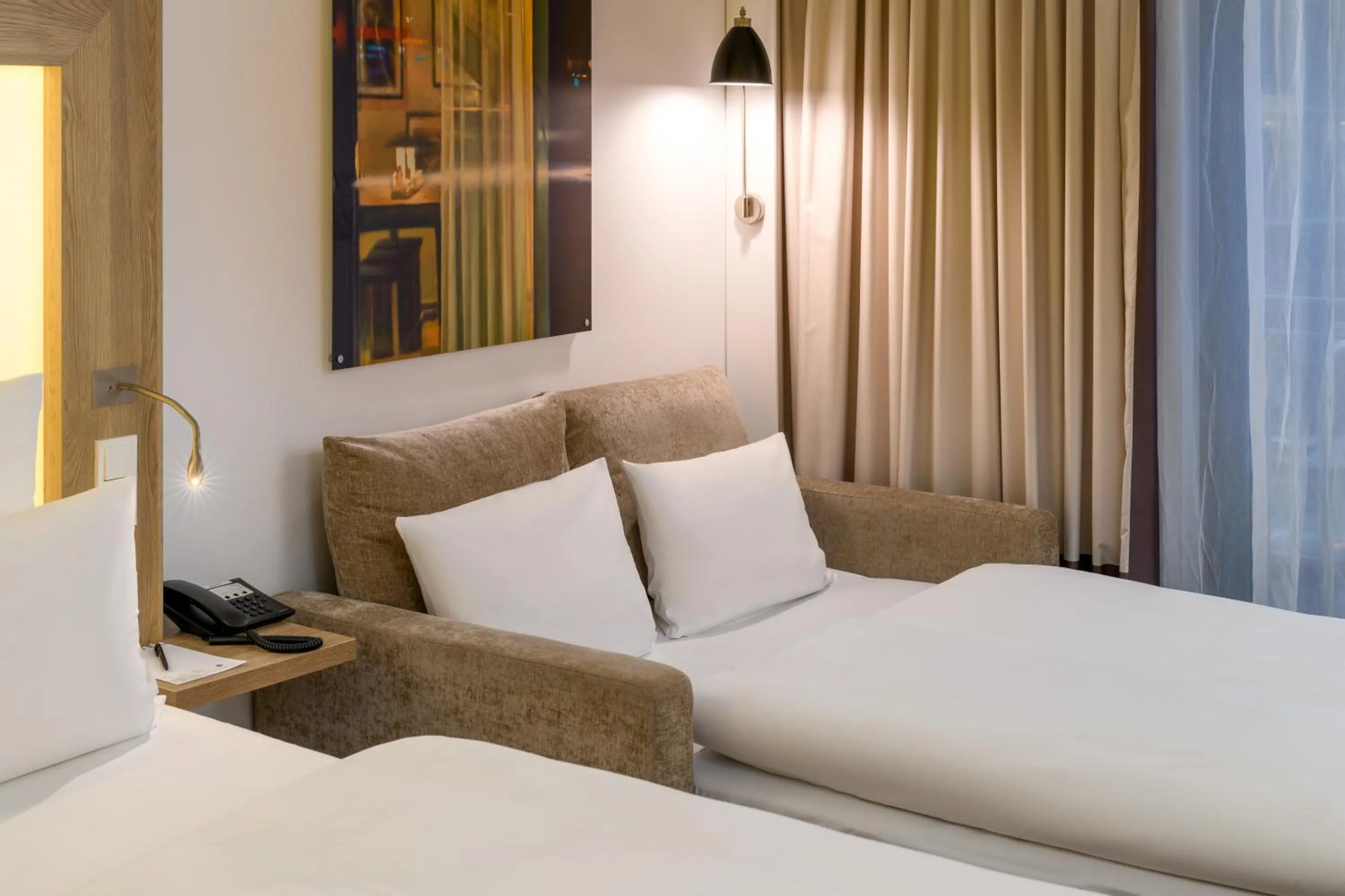 Bedroom, Bed in Novotel Nürnberg Centre Ville