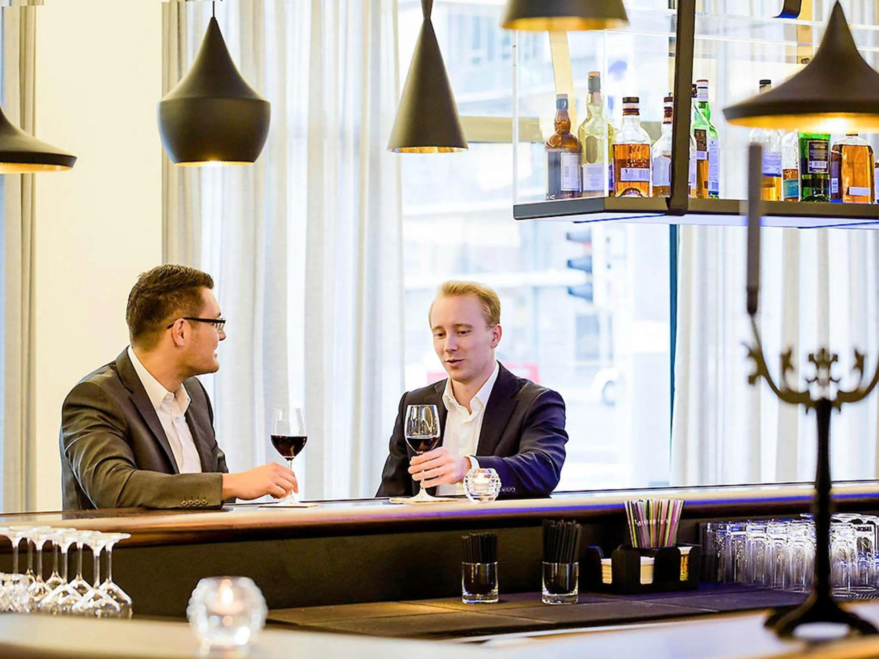 Lounge or bar in Novotel Nürnberg Centre Ville