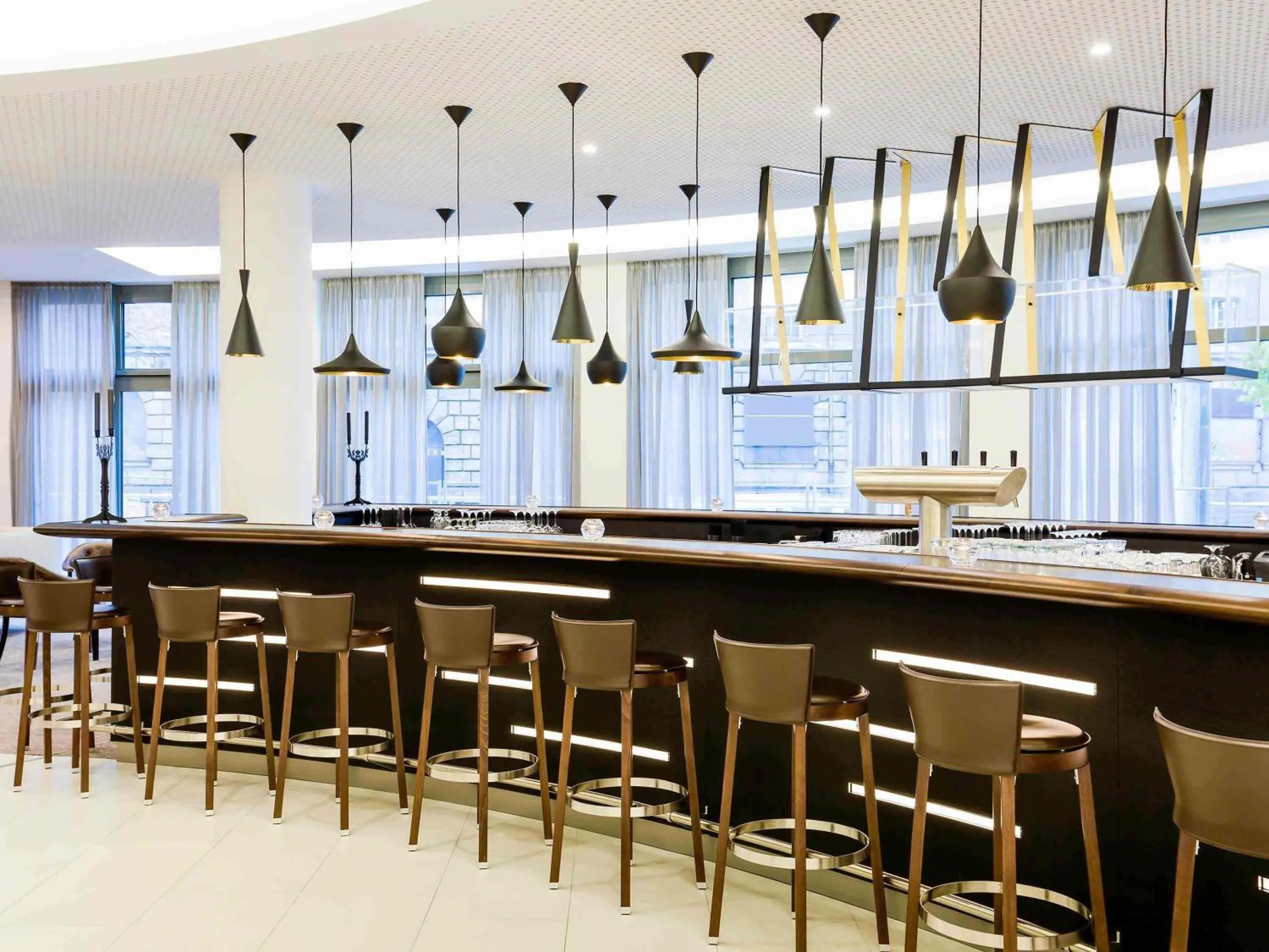 Lounge or bar in Novotel Nürnberg Centre Ville