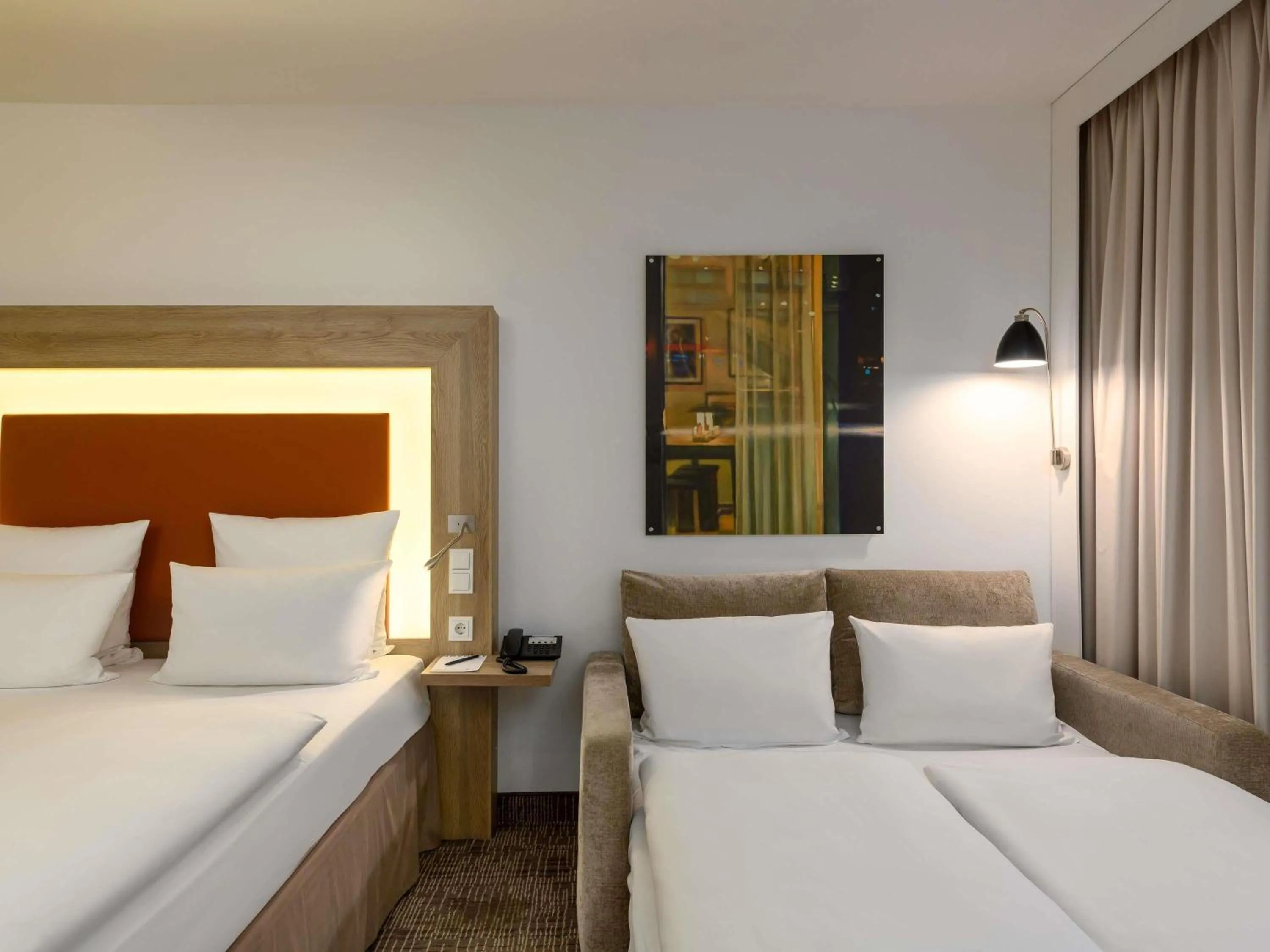 Bedroom, Bed in Novotel Nürnberg Centre Ville