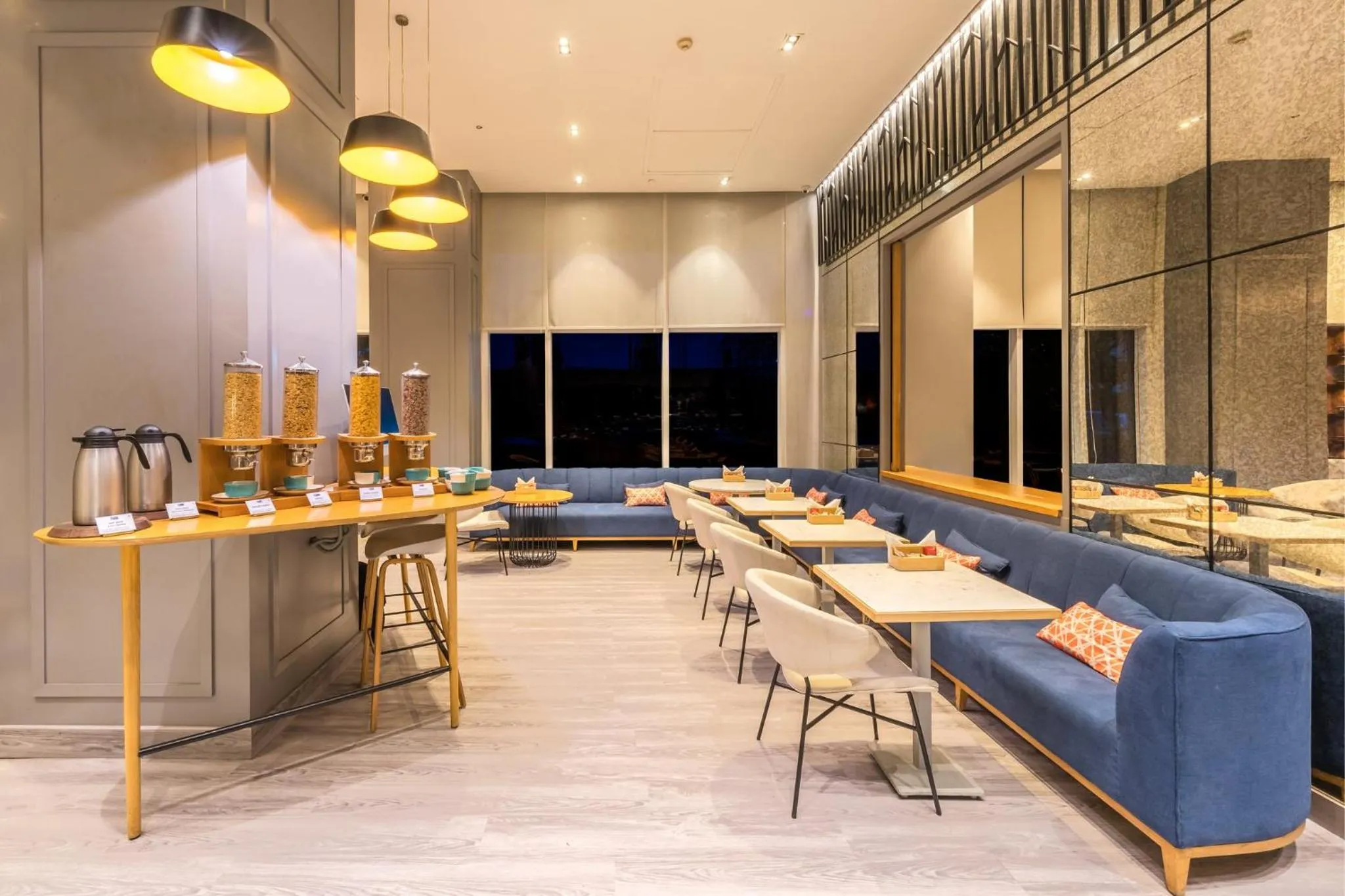 Property building in Holiday Inn Express Gurugram Sector 50 by IHG