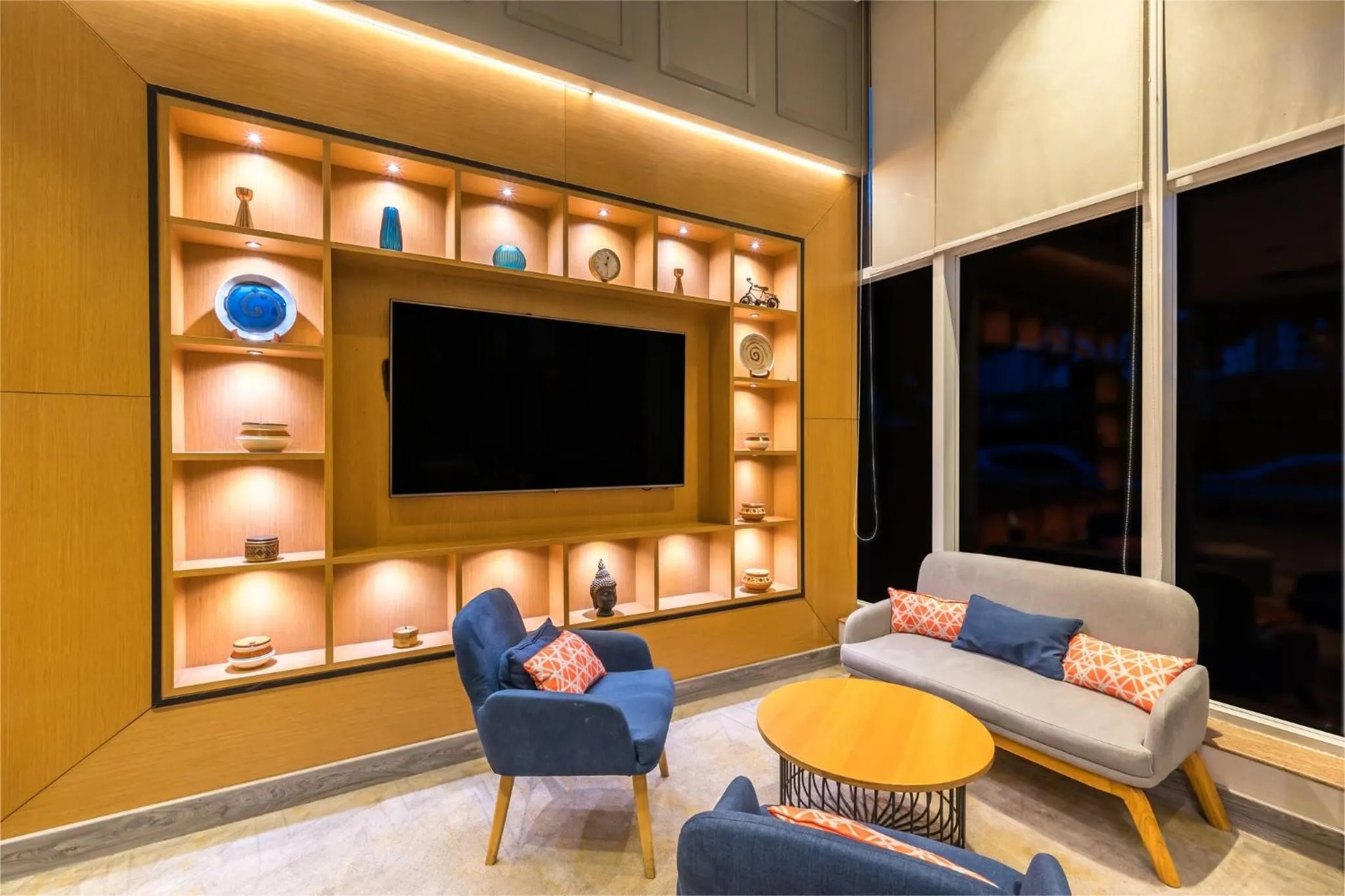 Property building in Holiday Inn Express Gurugram Sector 50 by IHG