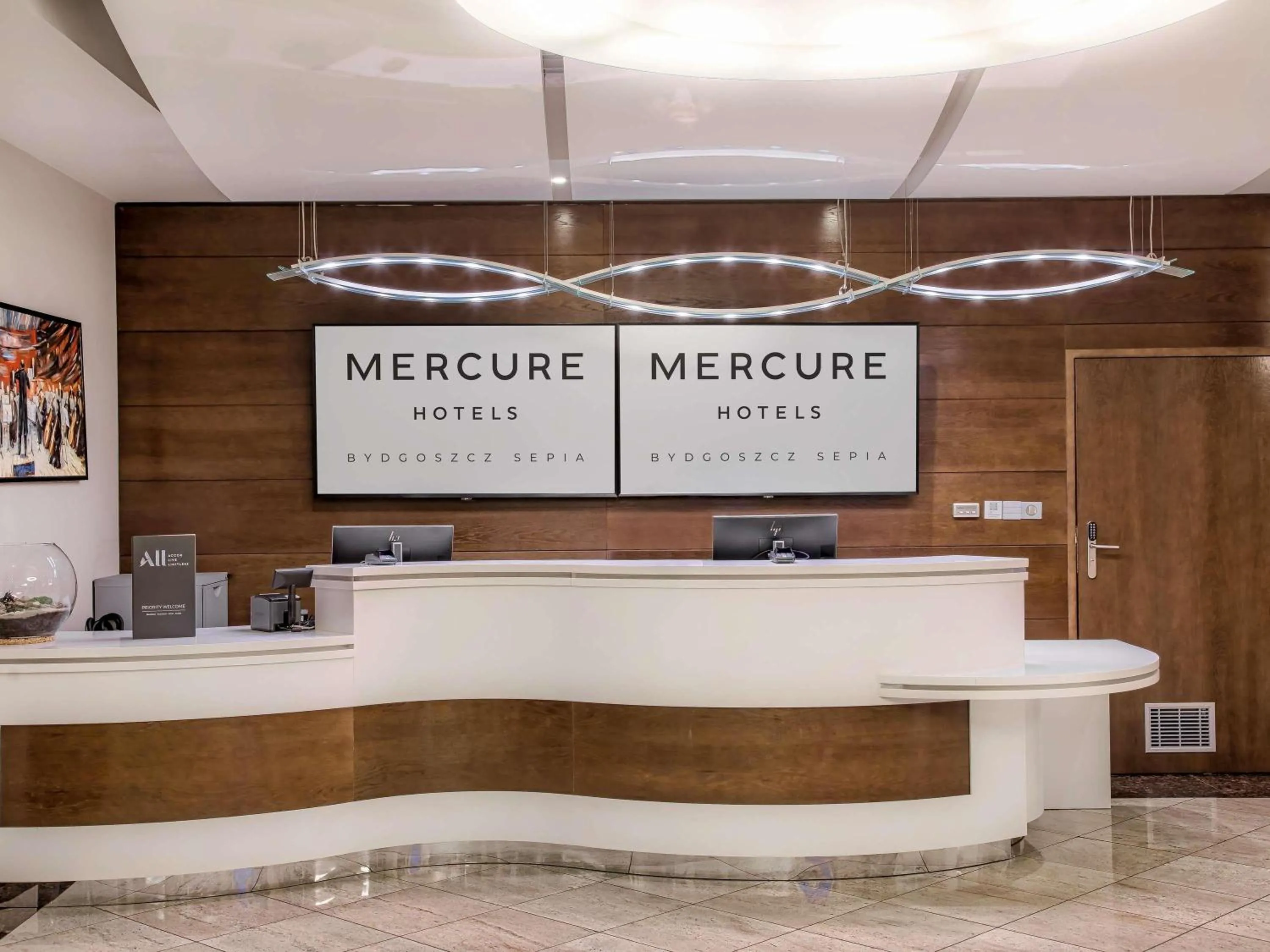 Property building in Mercure Bydgoszcz Sepia