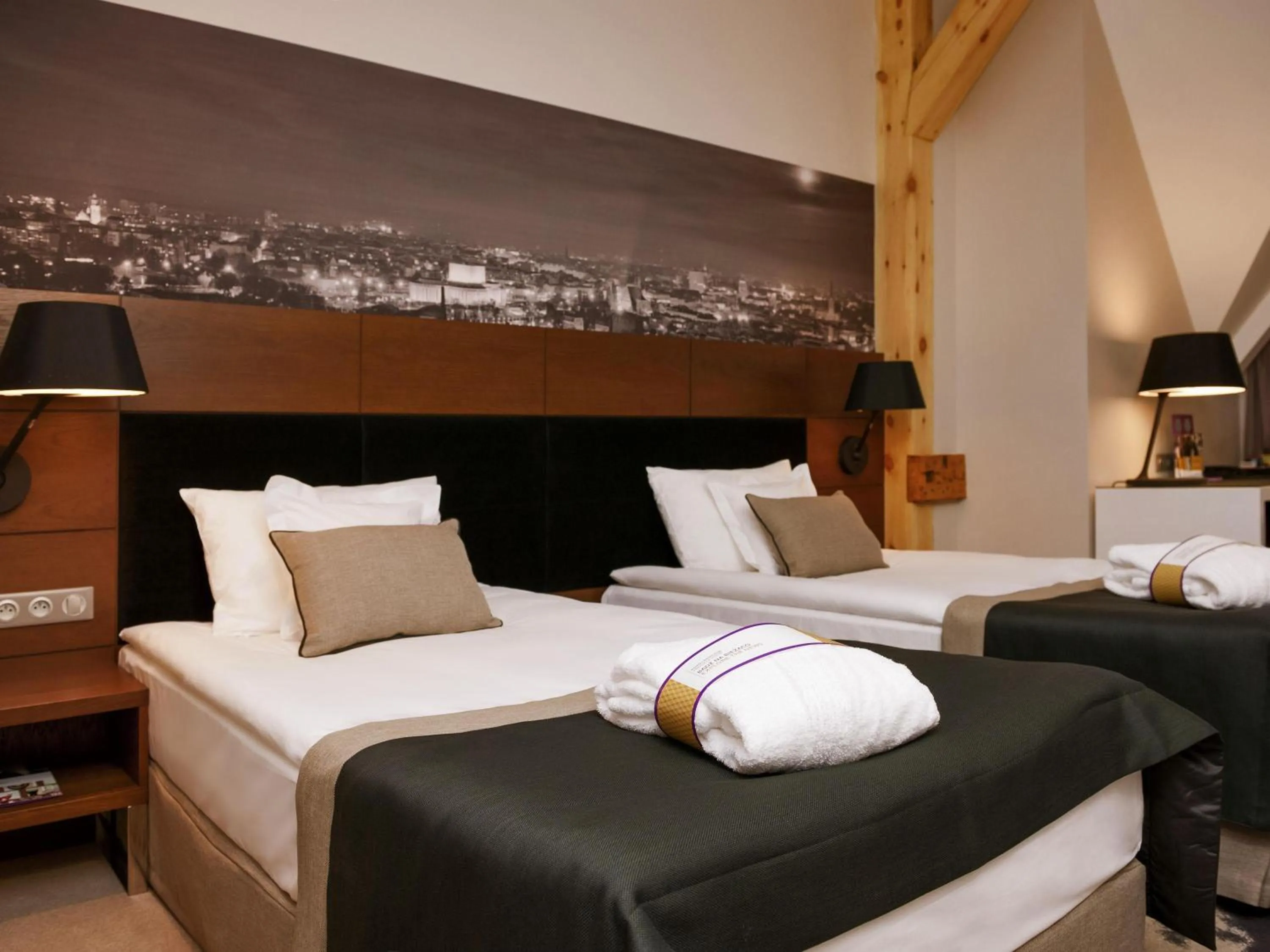 Bedroom, Bed in Mercure Bydgoszcz Sepia