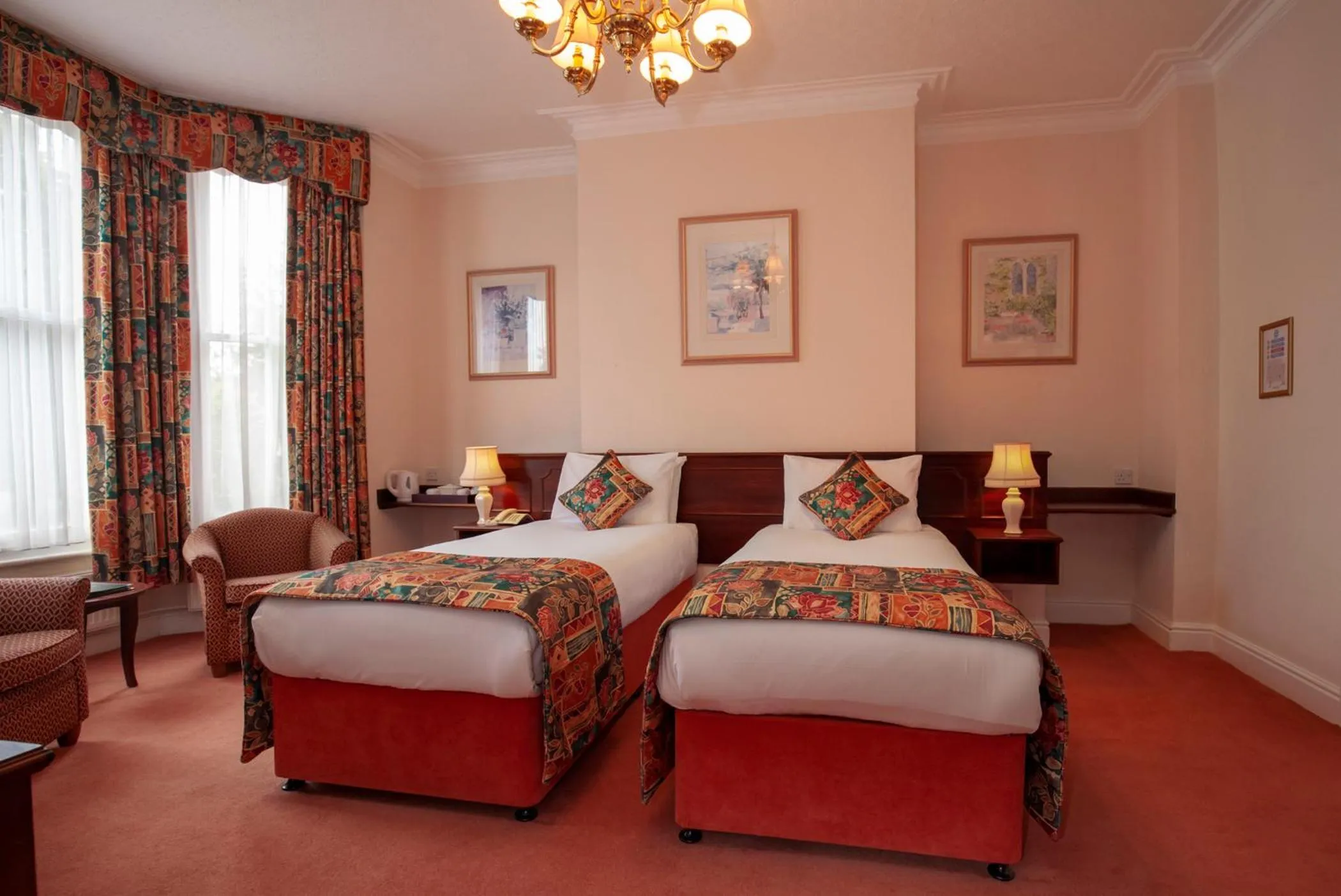 Bedroom, Bed in Arundel House Hotel