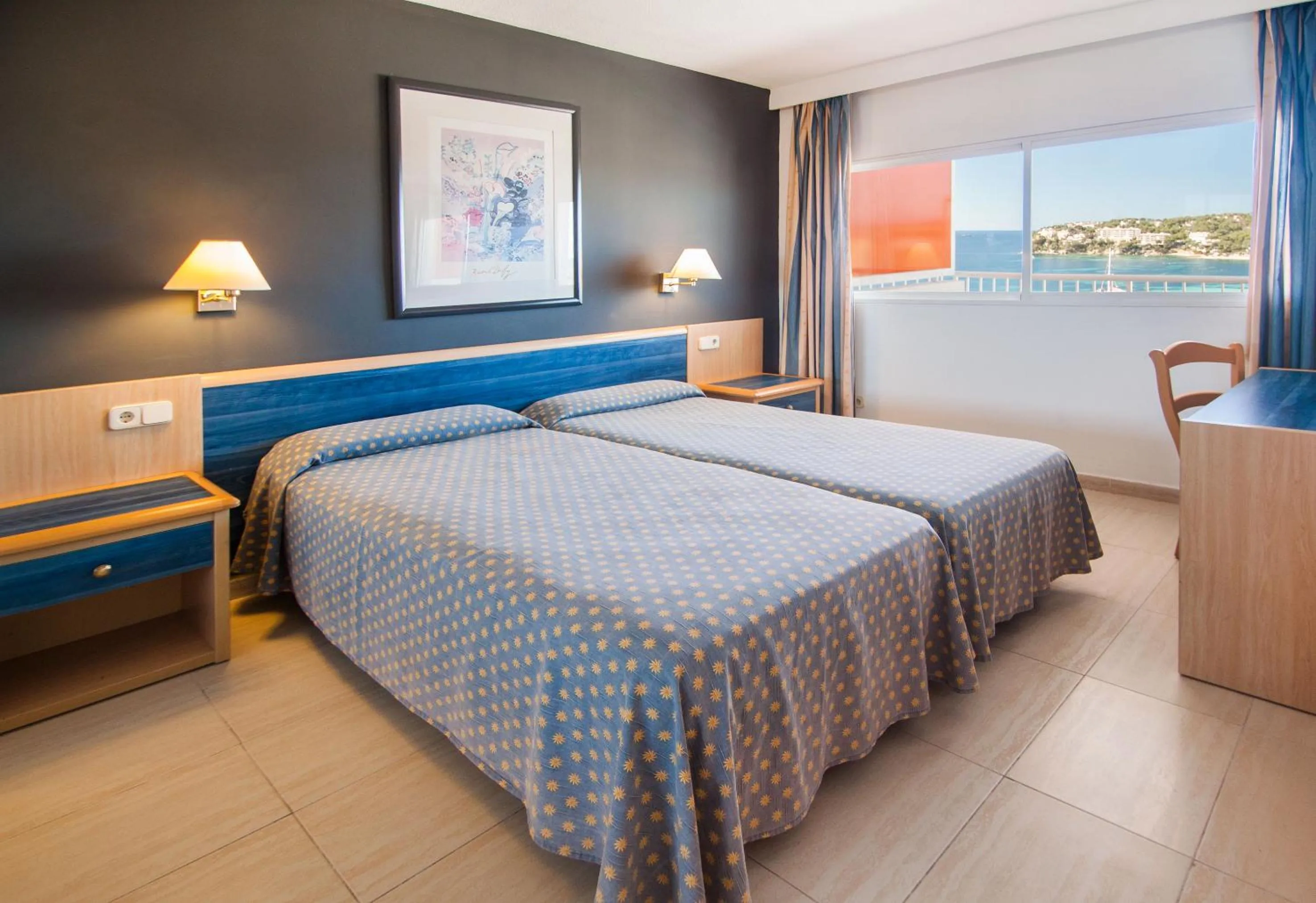 Bed in Apartamentos Vistasol