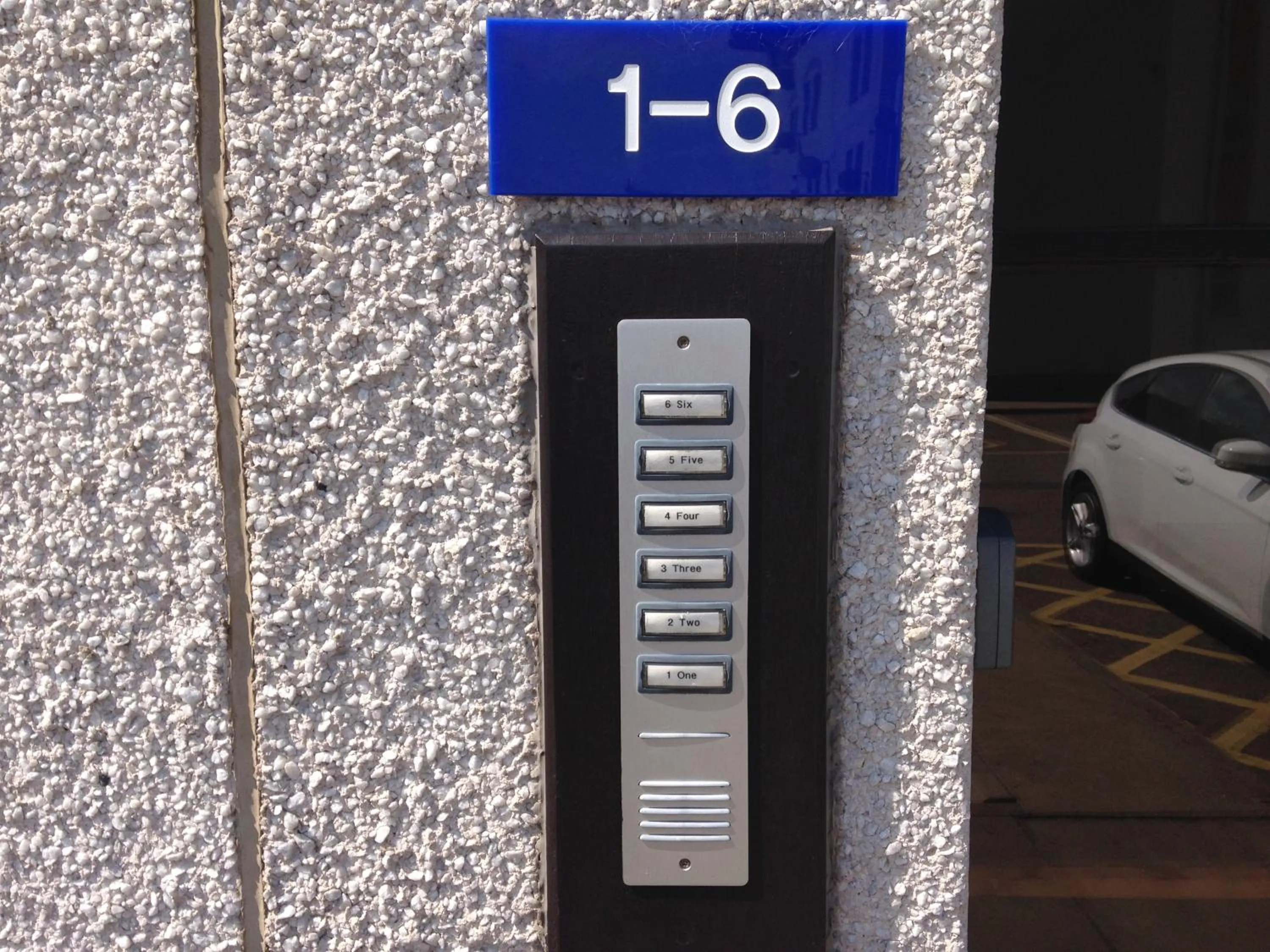 Facade/entrance in Aberdeen Serviced Apartments - Bloomfield