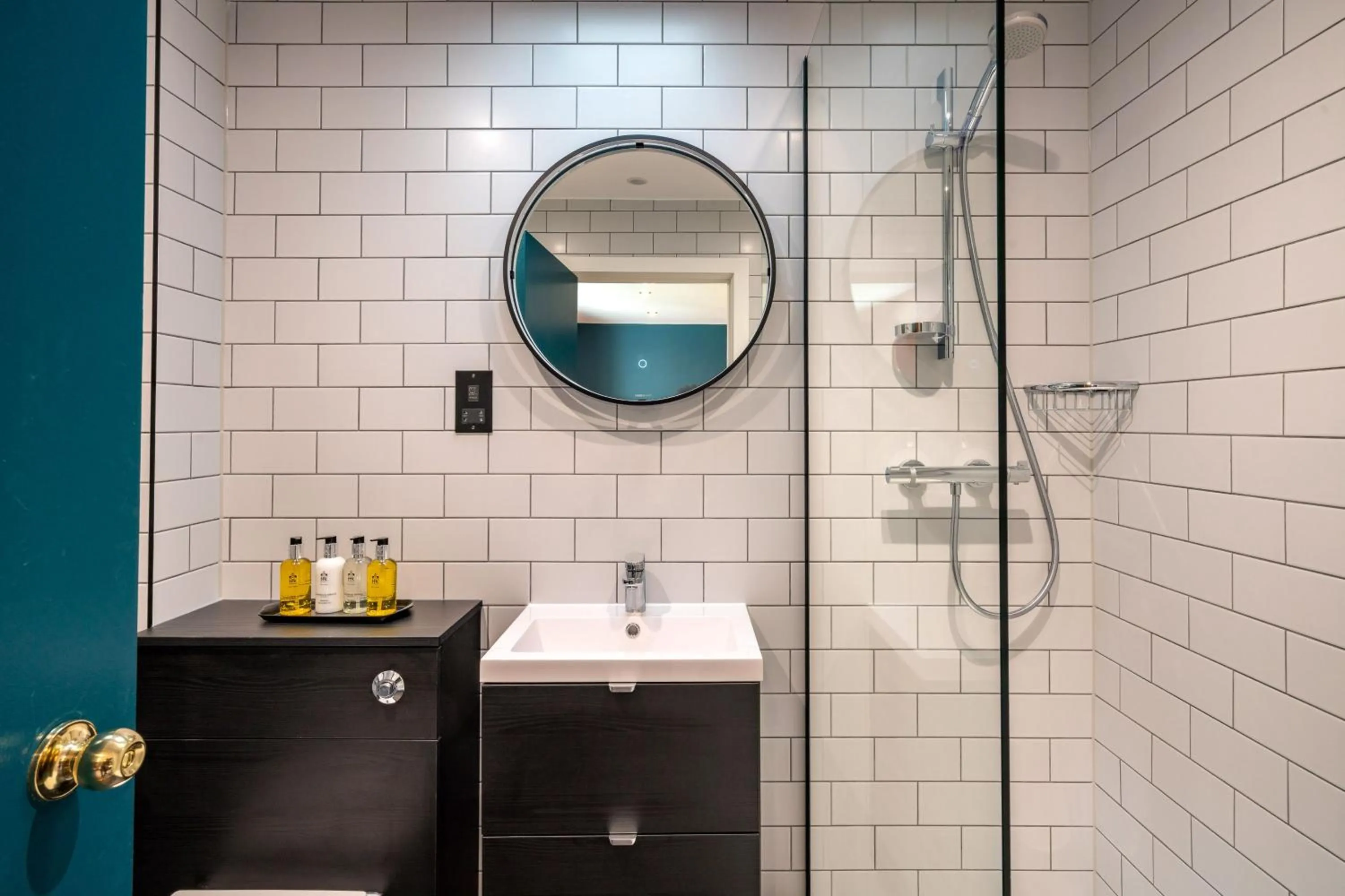 Bathroom in The Conningbrook Hotel