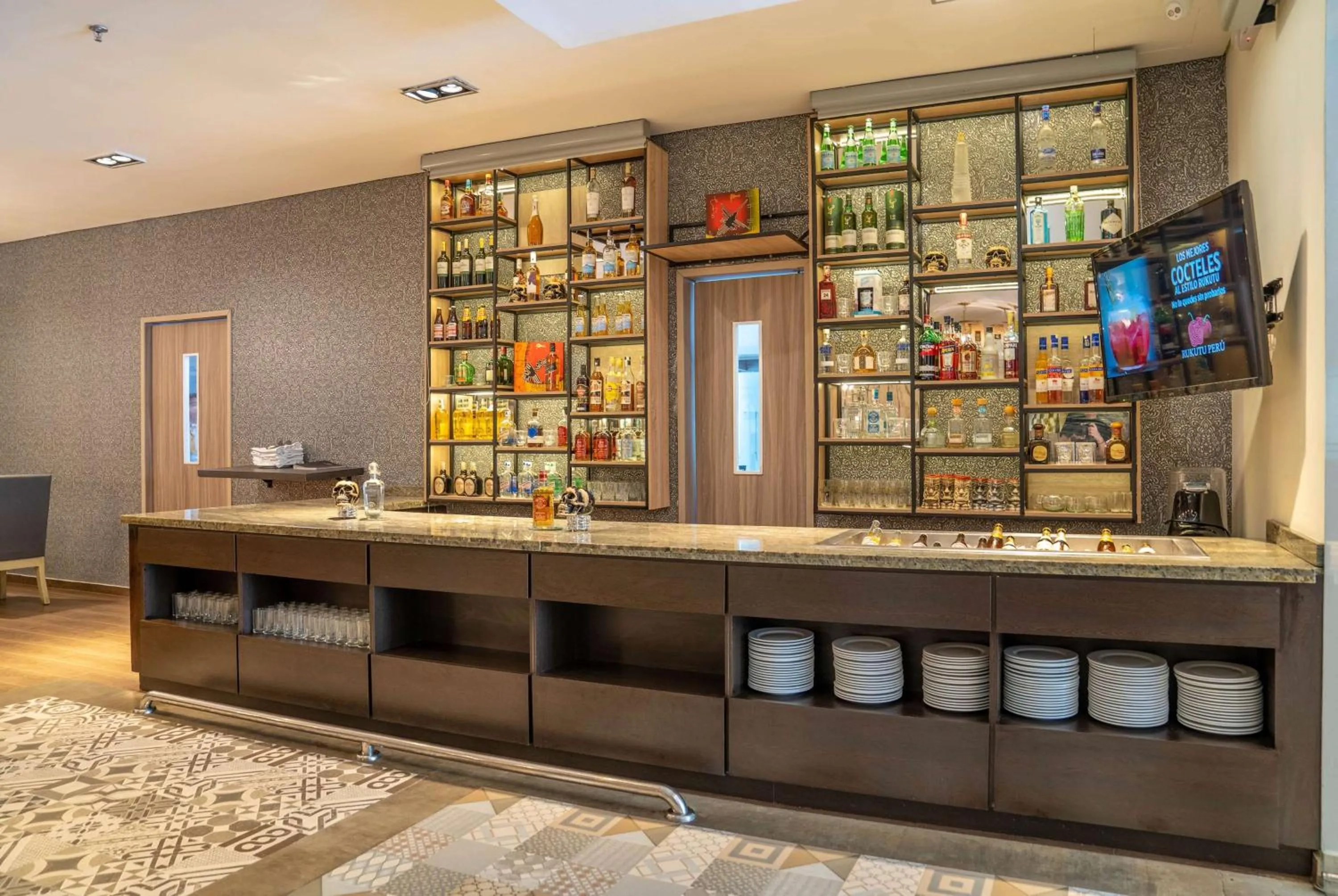 Lobby or reception in Wyndham Garden Barranquilla