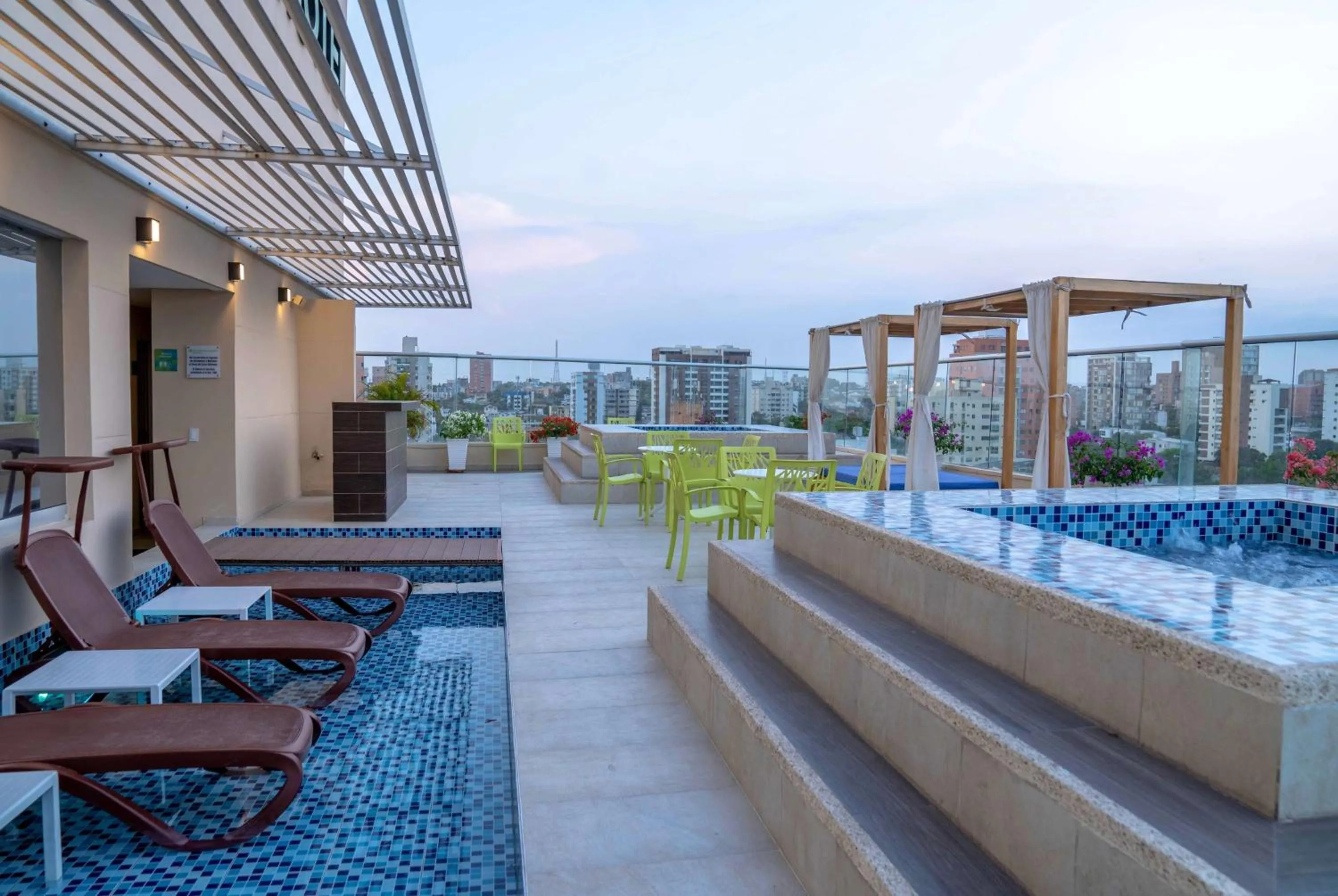 Pool view in Wyndham Garden Barranquilla