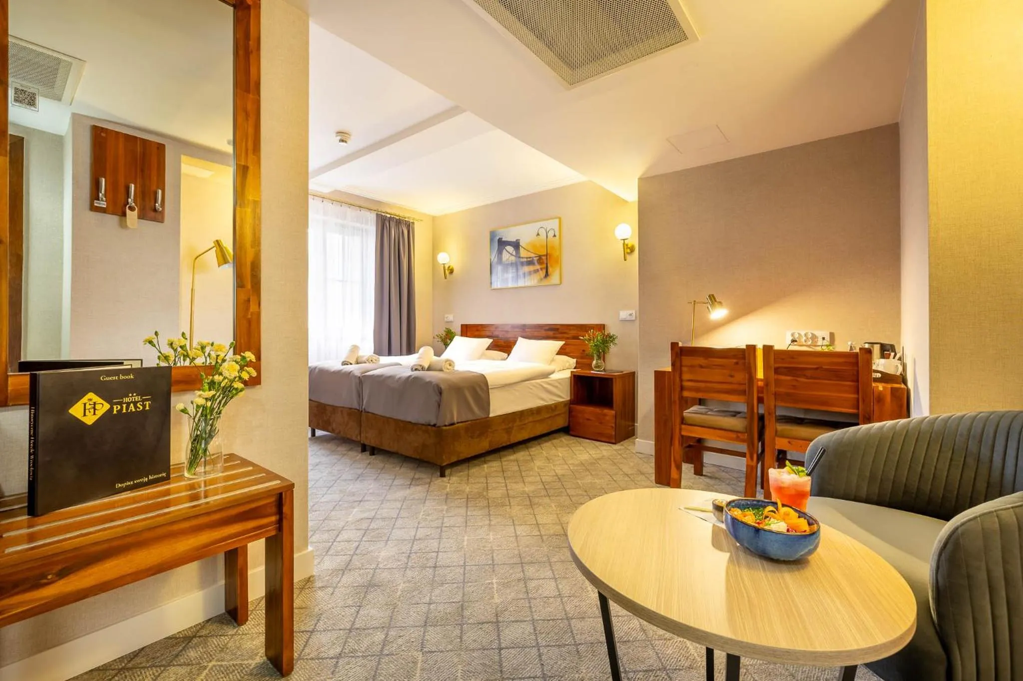 Bed in Hotel Piast Wrocław Centrum