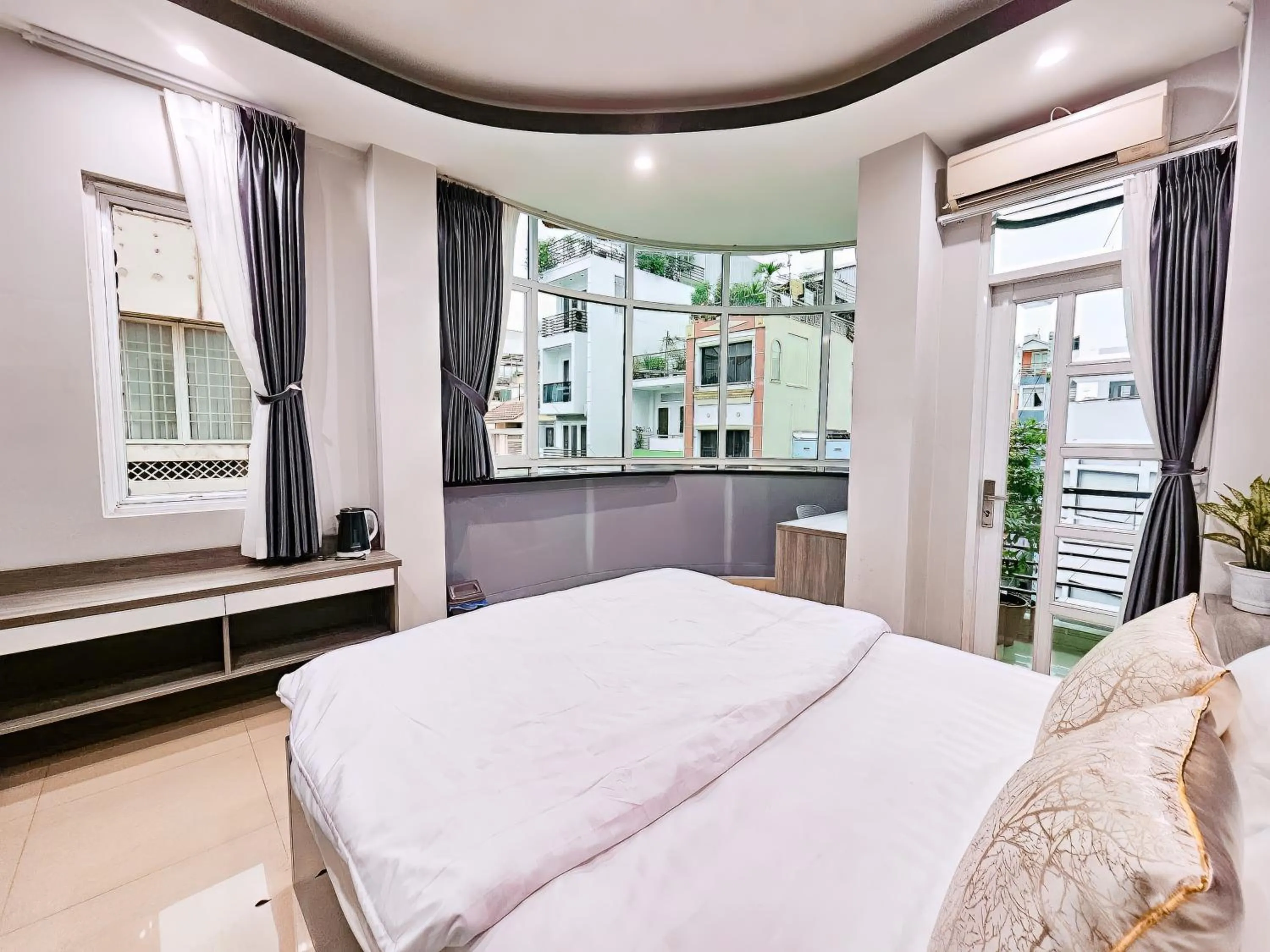 Bed in APEC BnB Hotel