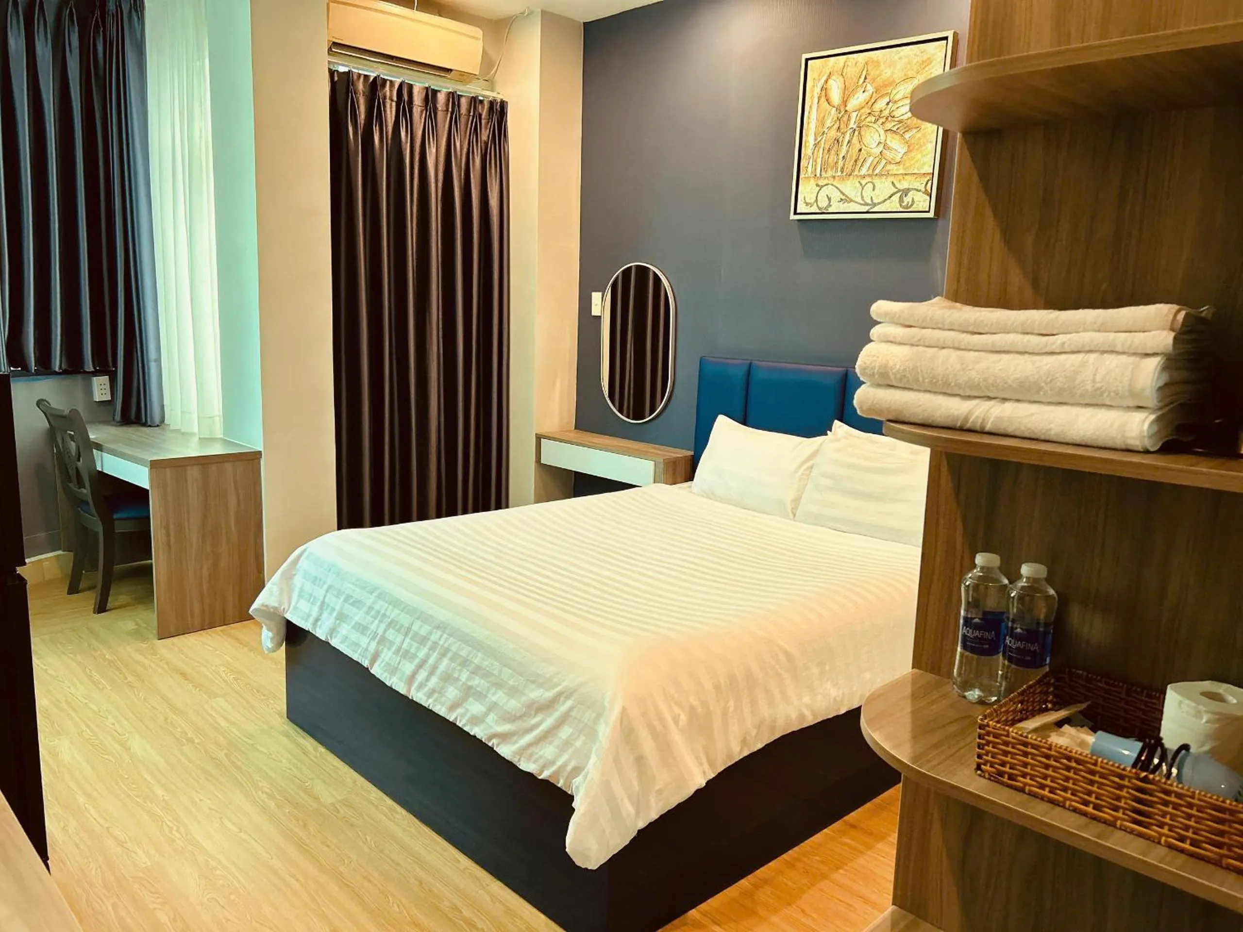 Bedroom, Bed in APEC BnB Hotel