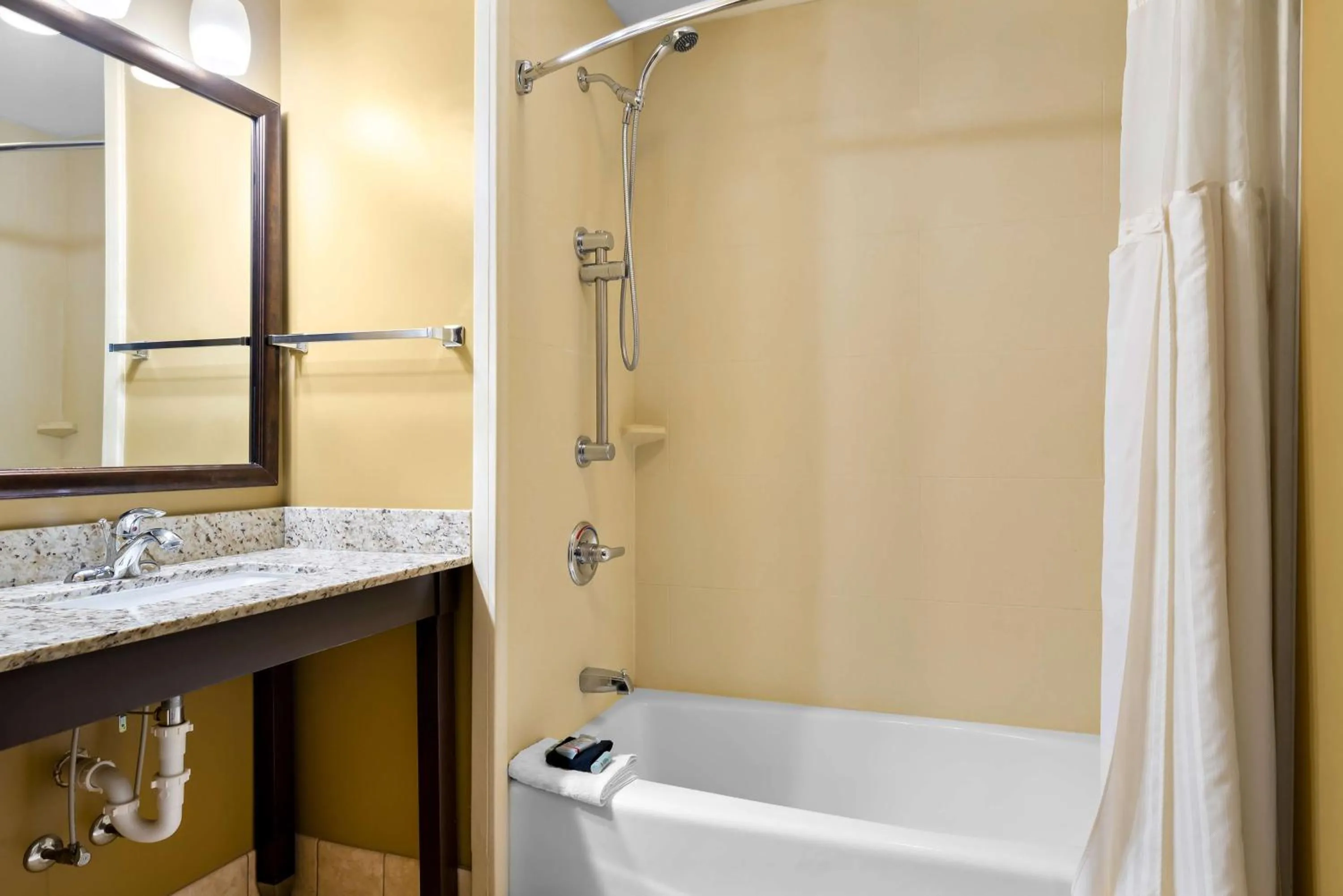 Bathroom in Best Western Paradise Inn
