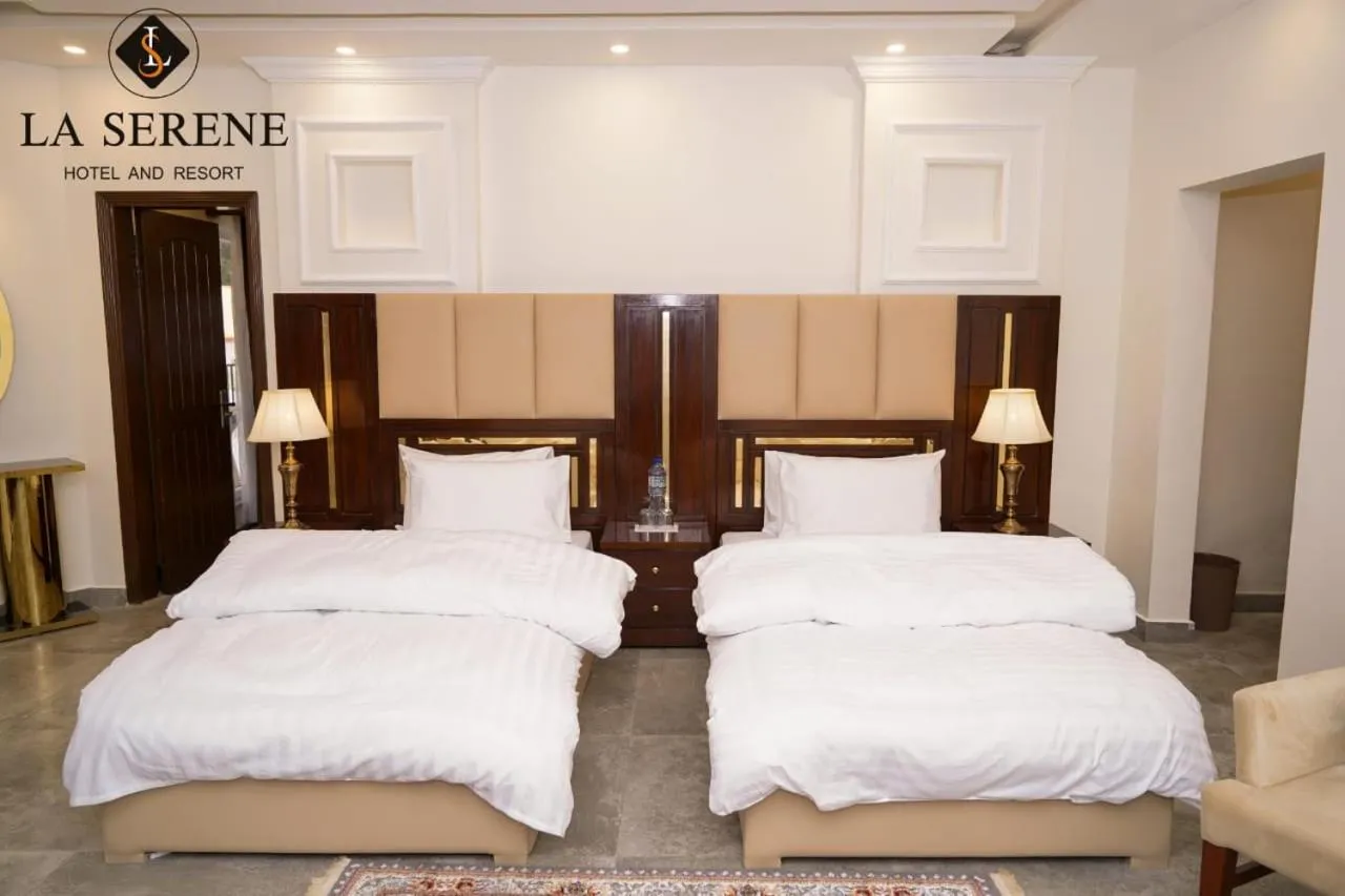 Restaurant/places to eat, Bed in La Serene Hotel and Resort Kalam by Khan Familia Travels