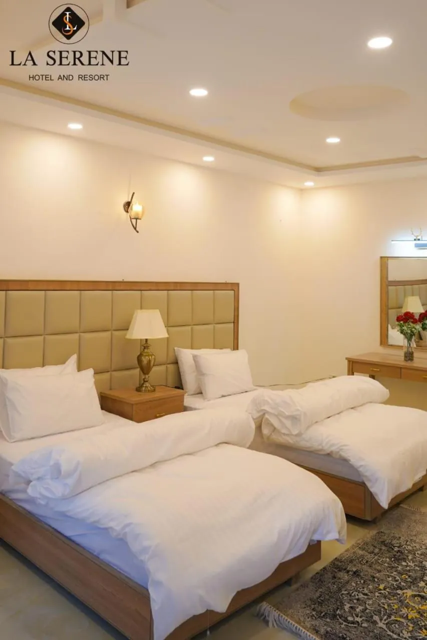 Restaurant/places to eat, Bed in La Serene Hotel and Resort Kalam by Khan Familia Travels