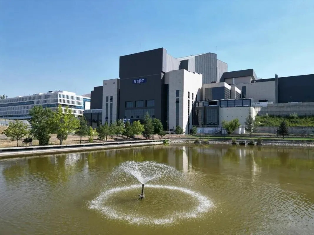 Natural landscape in Shelby Hotel
