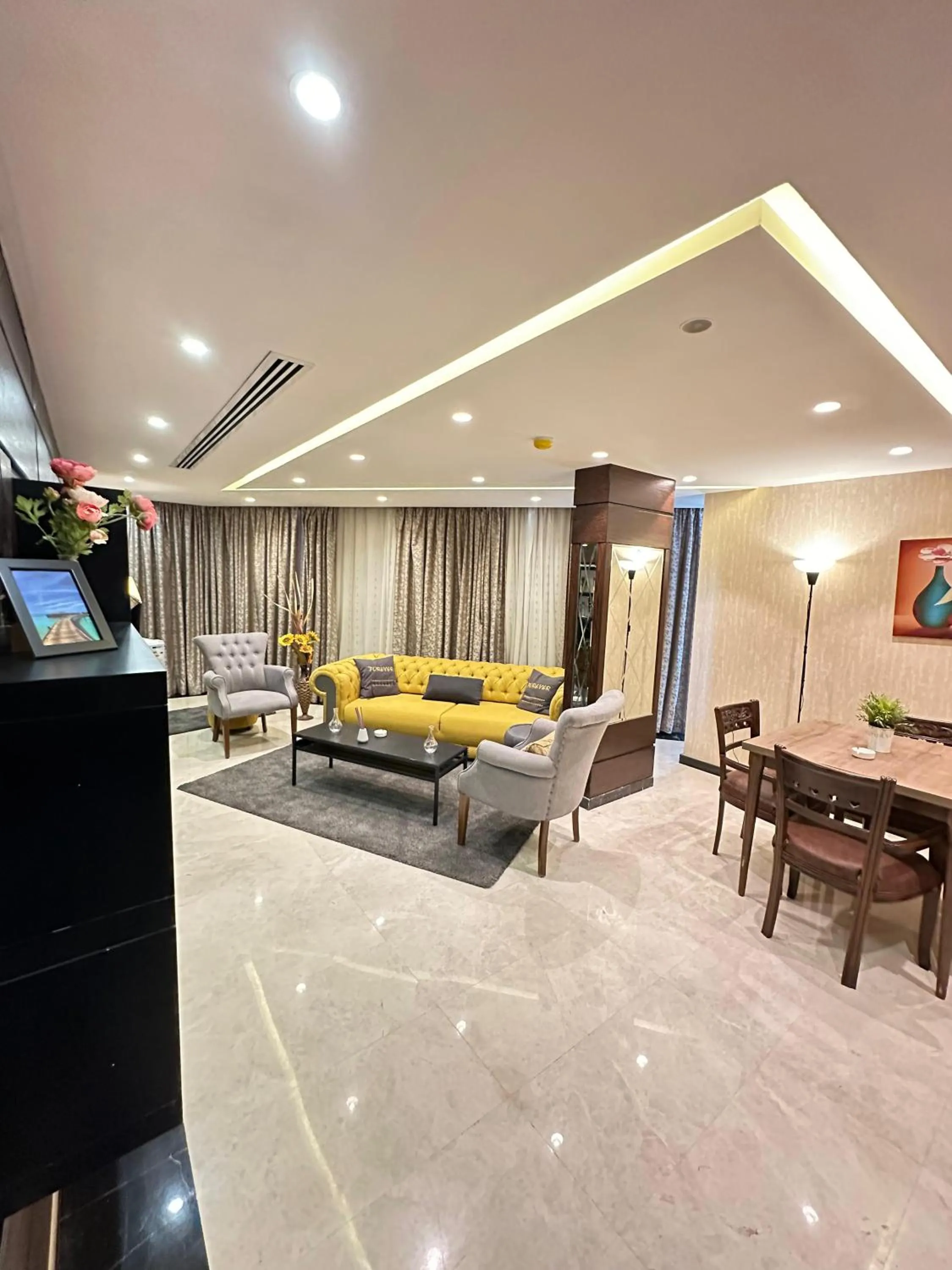 Living room in Londrina Hotel