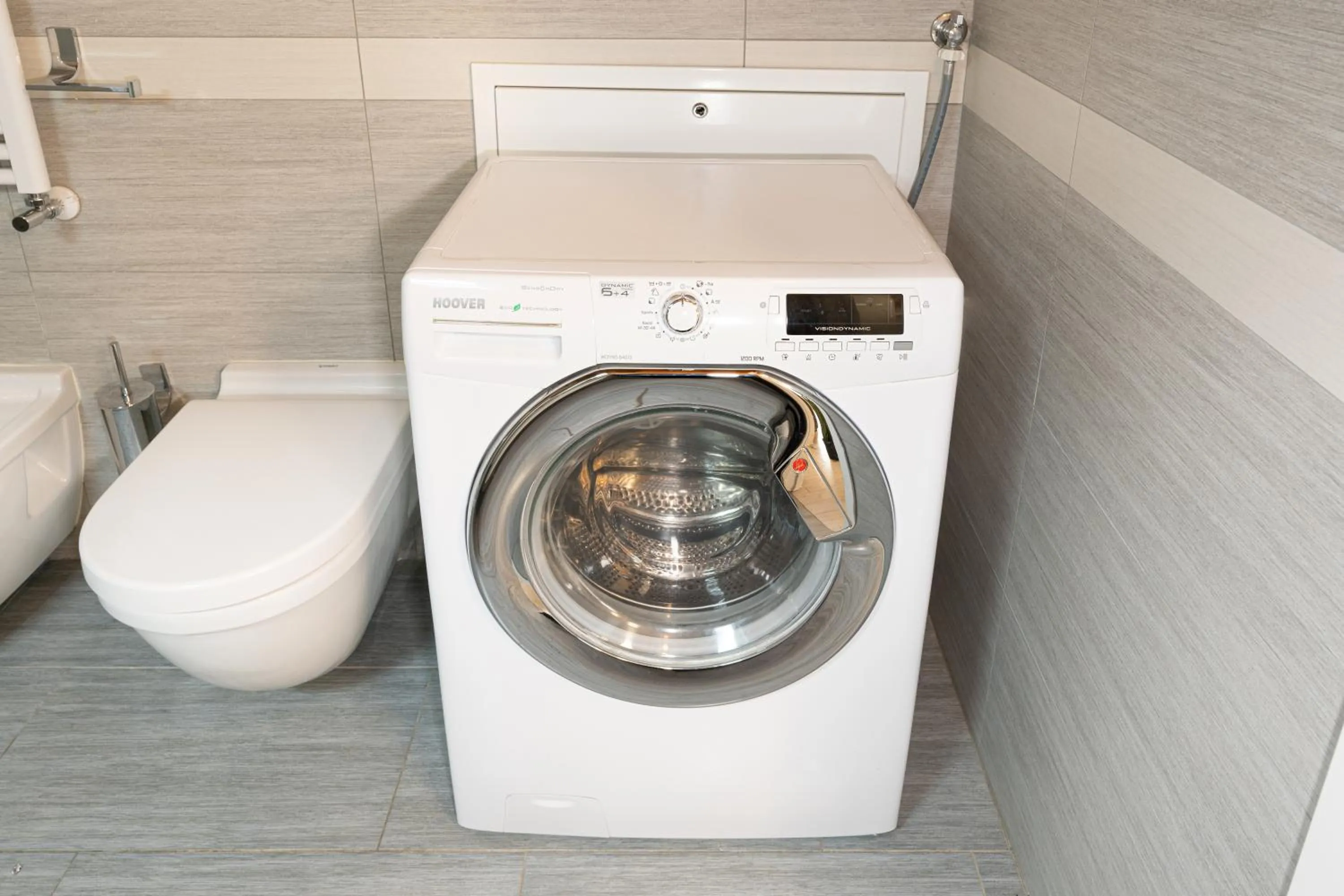 washing machine in Ca' Degli Antichi Giardini Apartments