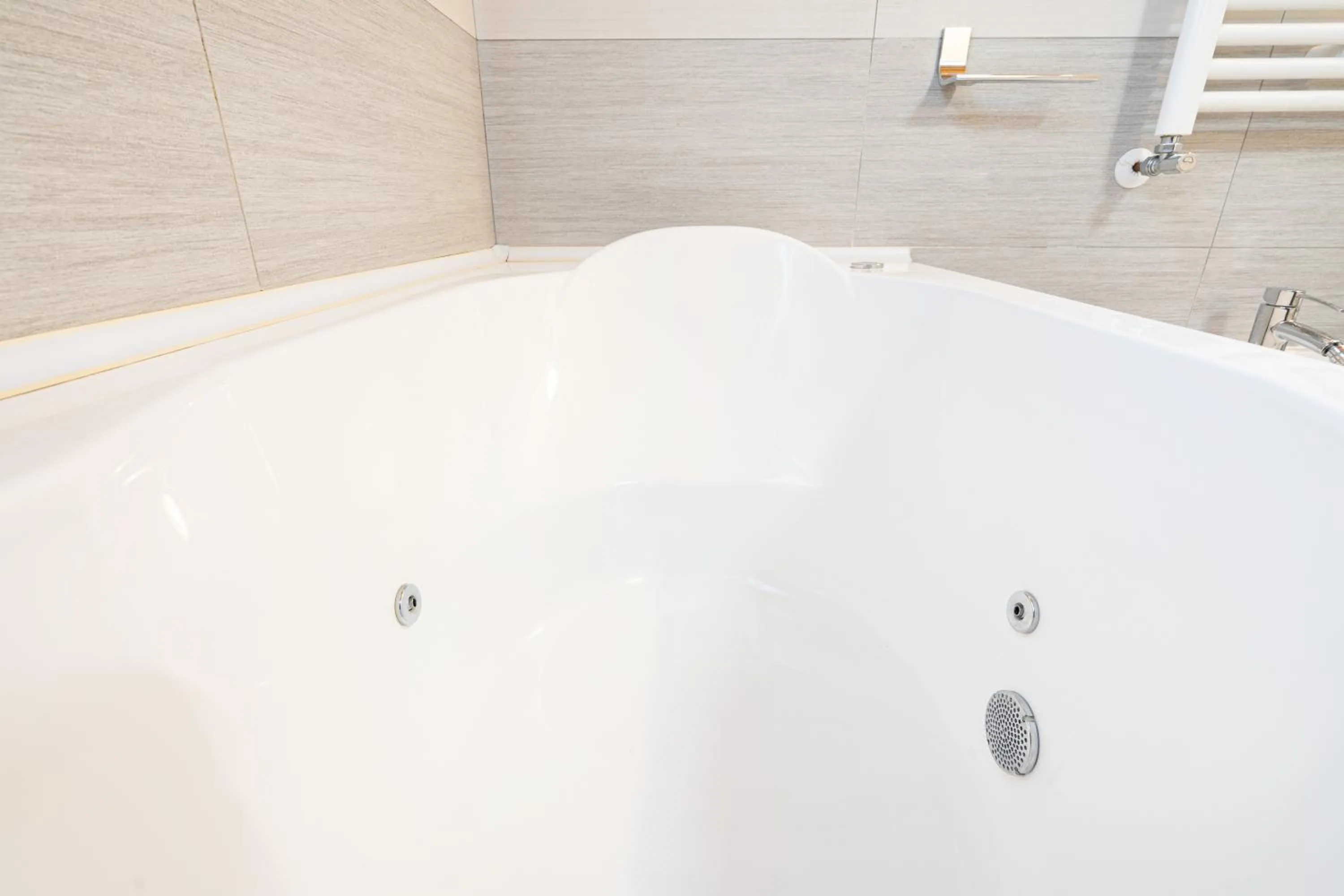 Hot Tub in Ca' Degli Antichi Giardini Apartments