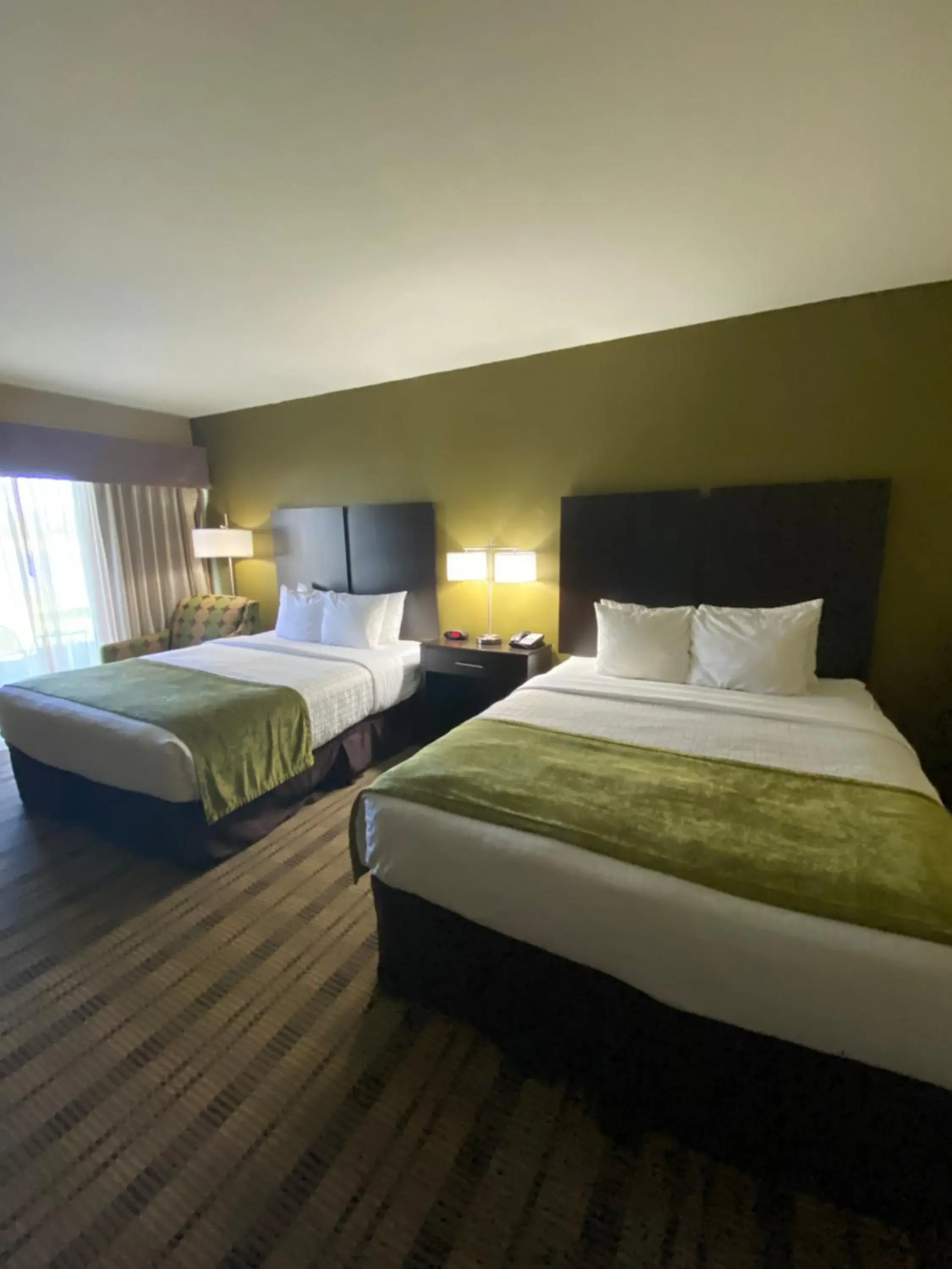 Double or Twin Room with Lake View in Pagosa Lodge Double or Twin Room with Lake View in Pagosa Lodge