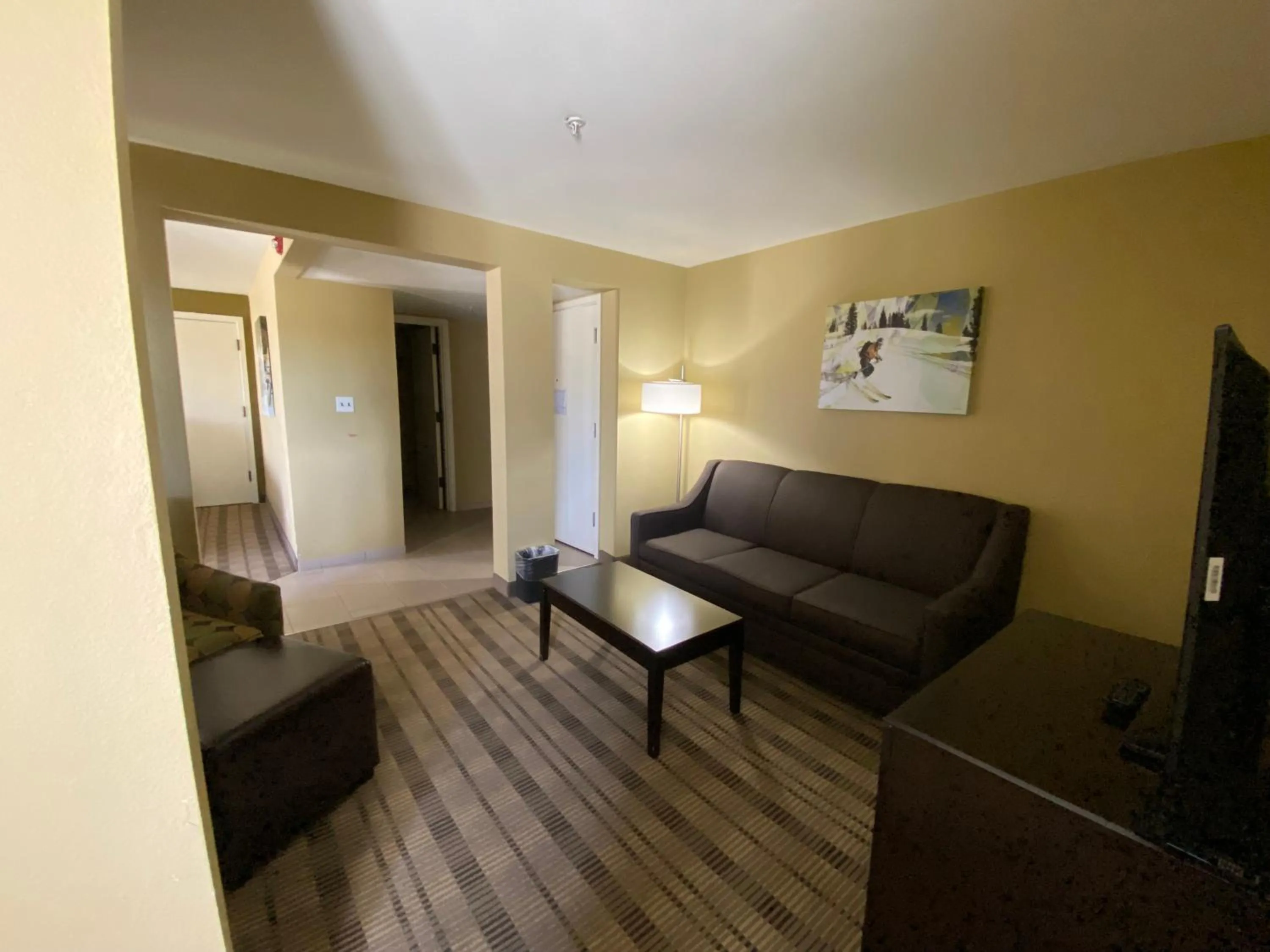 Living room in Pagosa Lodge